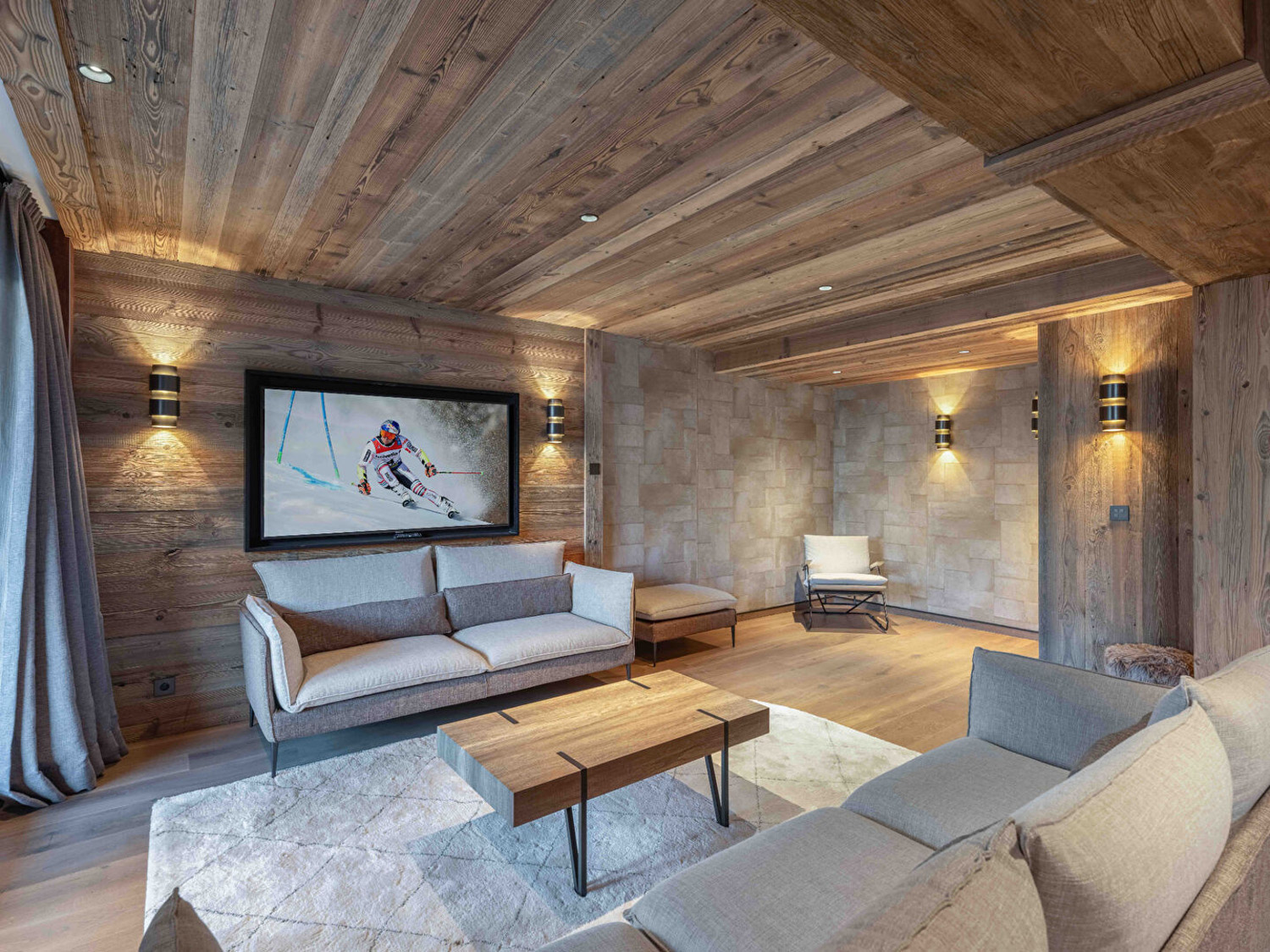 4 Bedroom Apartment in Meribel Les Allies 8