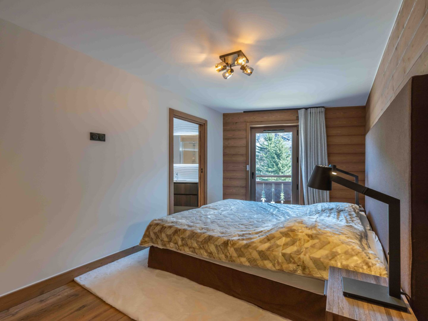 4 Bed Duplex near the resort Center 6