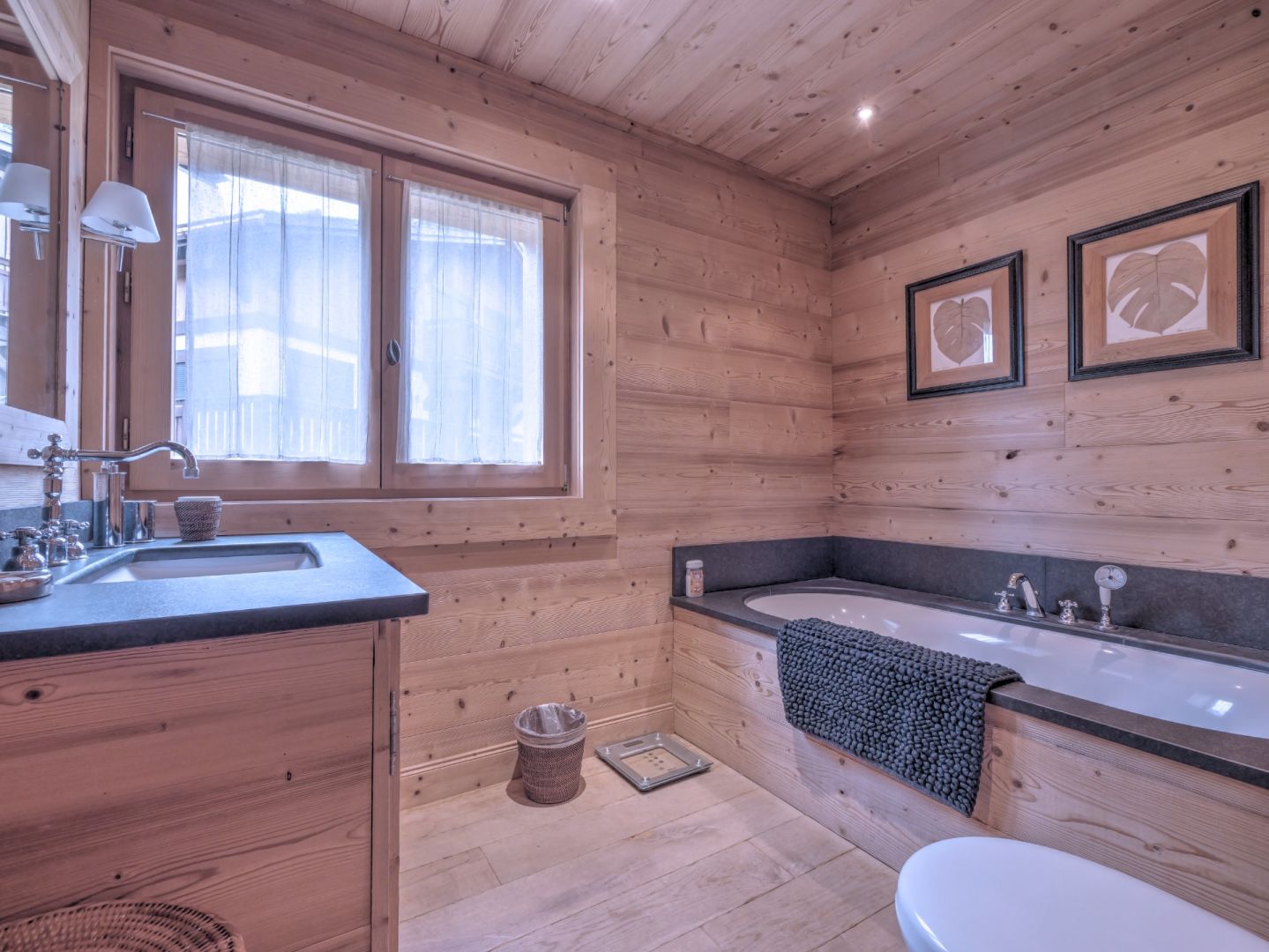 Rochebrune Apartment 5