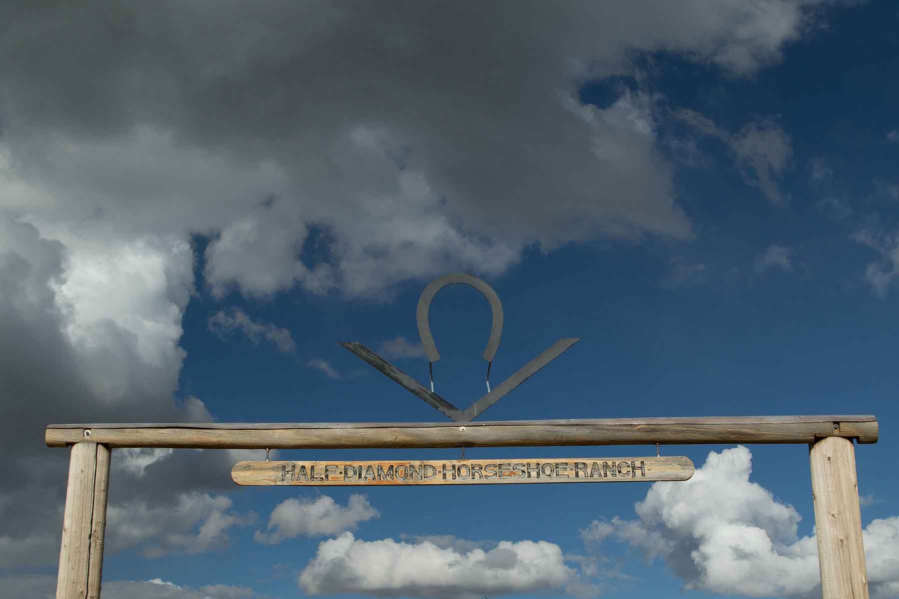 Half Diamond Horseshoe property picture 3 of 59