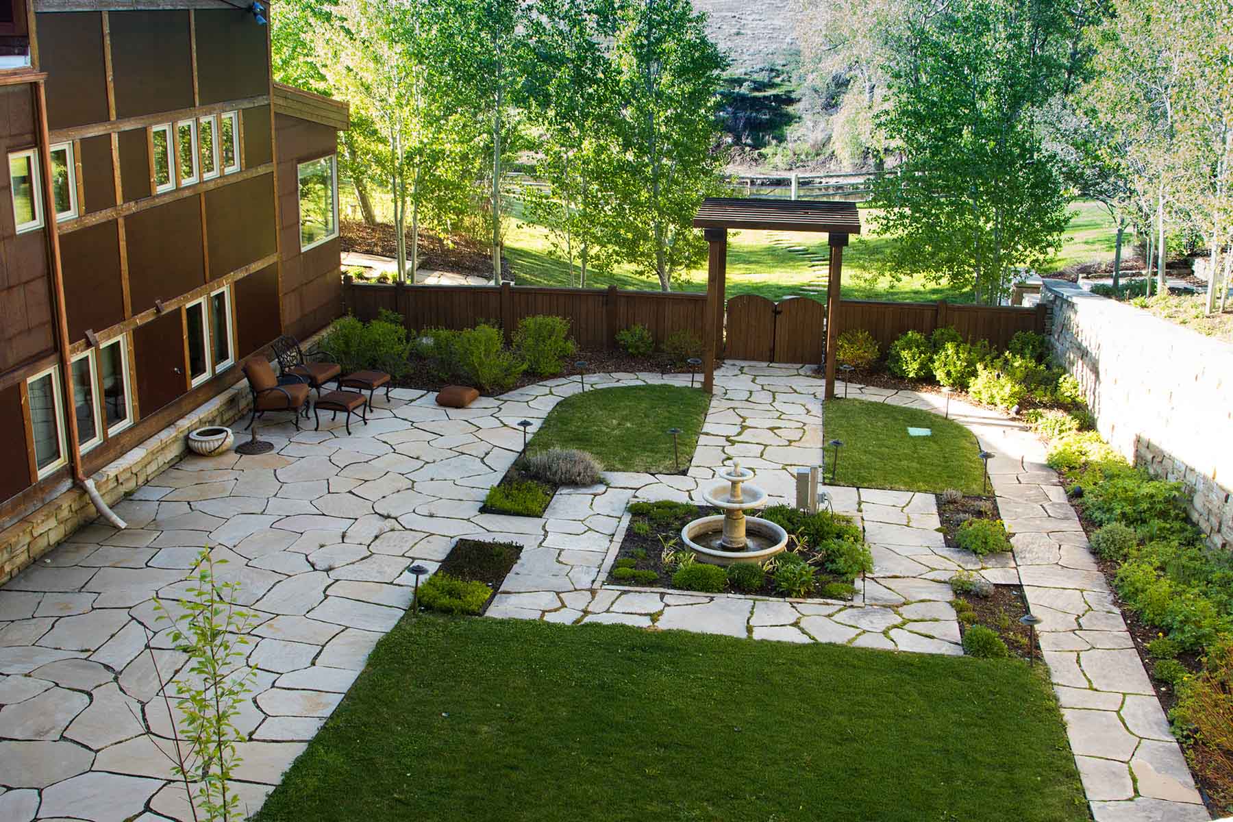 Half Diamond Horseshoe property picture 19 of 59