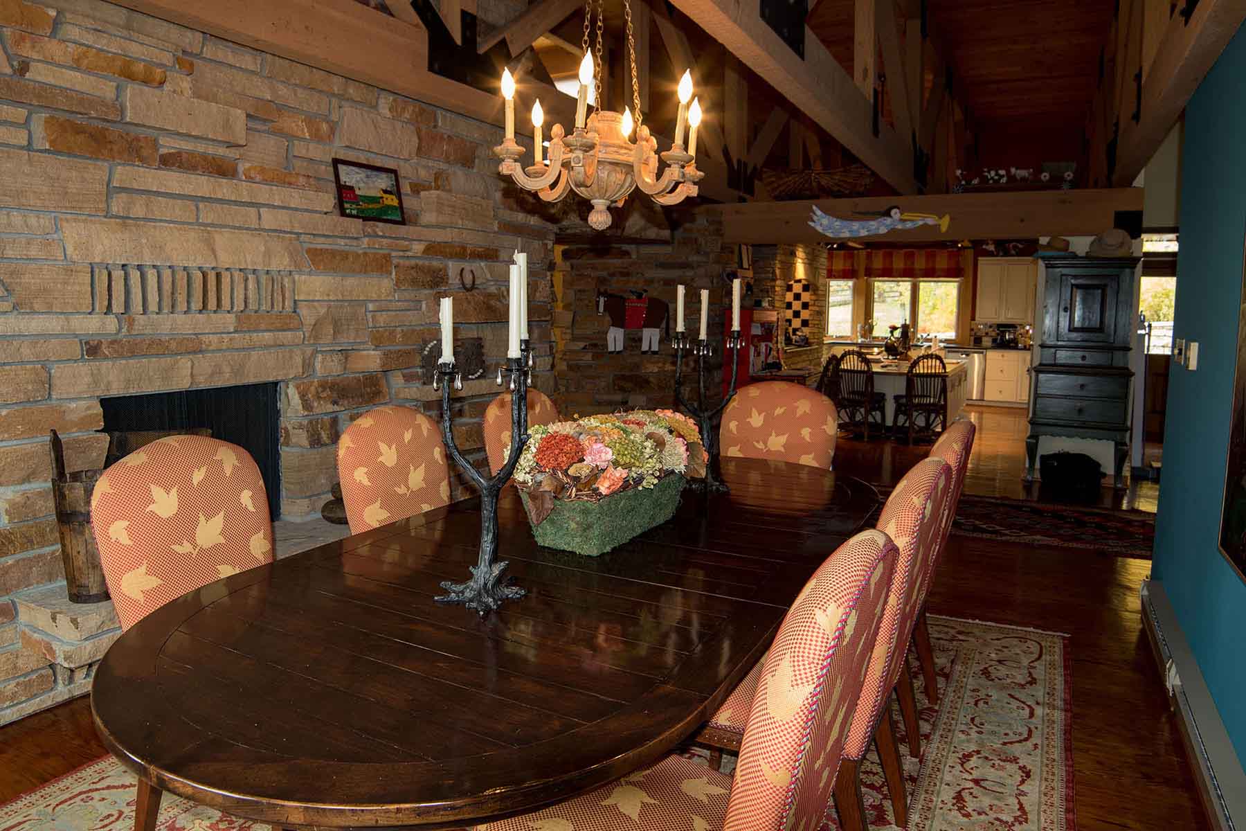 Half Diamond Horseshoe property picture 49 of 59