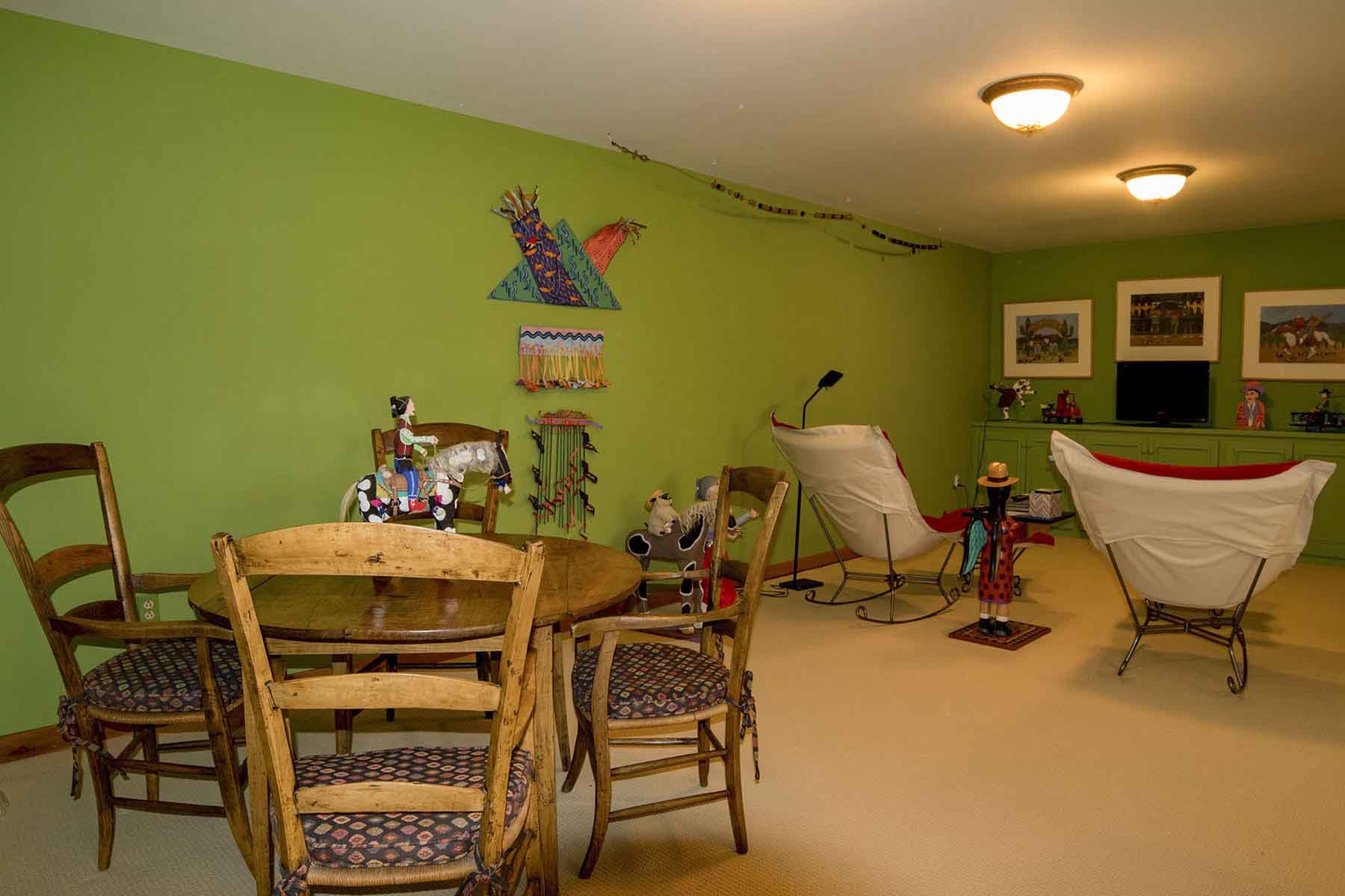 Half Diamond Horseshoe property picture 38 of 59