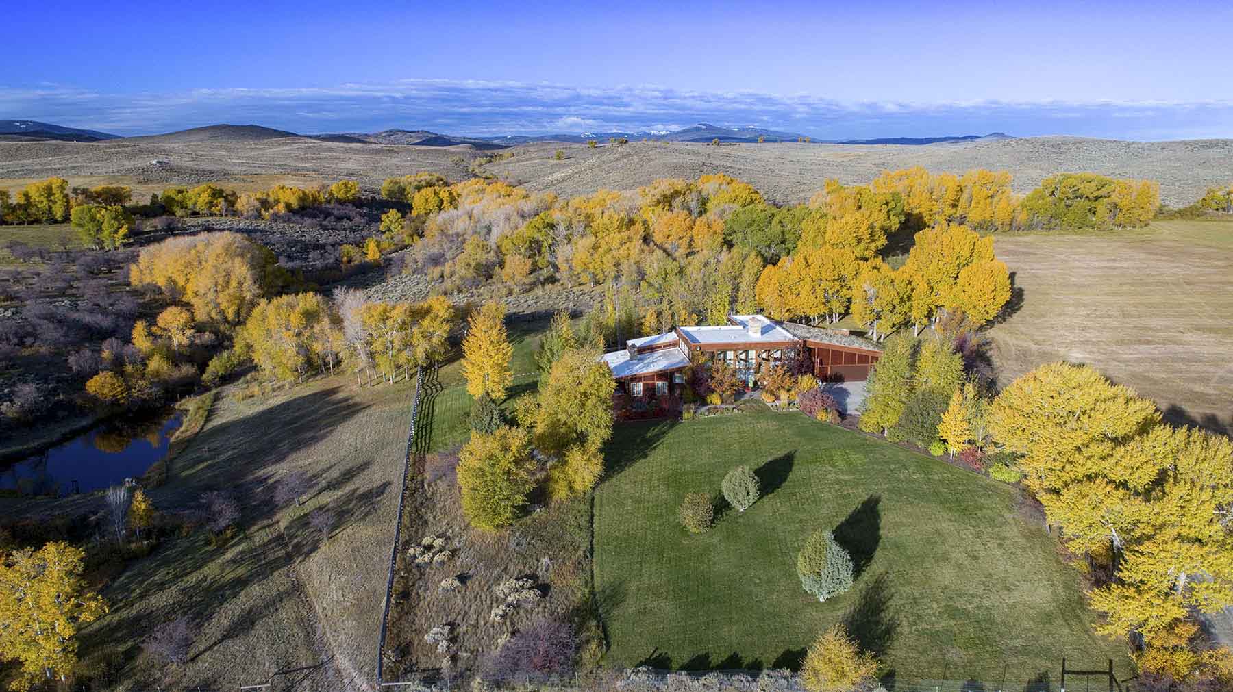 Half Diamond Horseshoe property picture 35 of 59