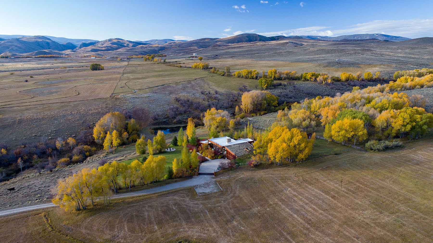 Half Diamond Horseshoe property picture 34 of 59