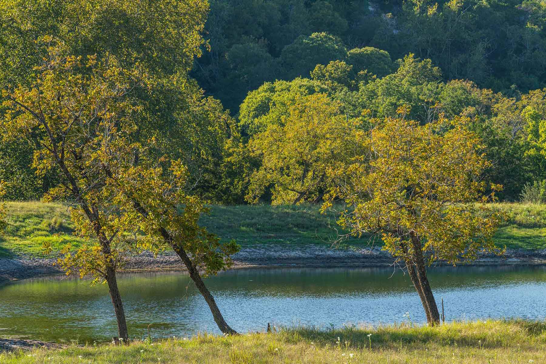 Austin Lakes Ranch property picture 10 of 16
