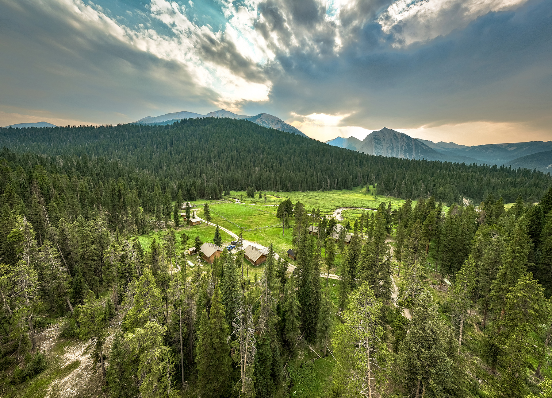 Trapper's Cabin property picture 3 of 83