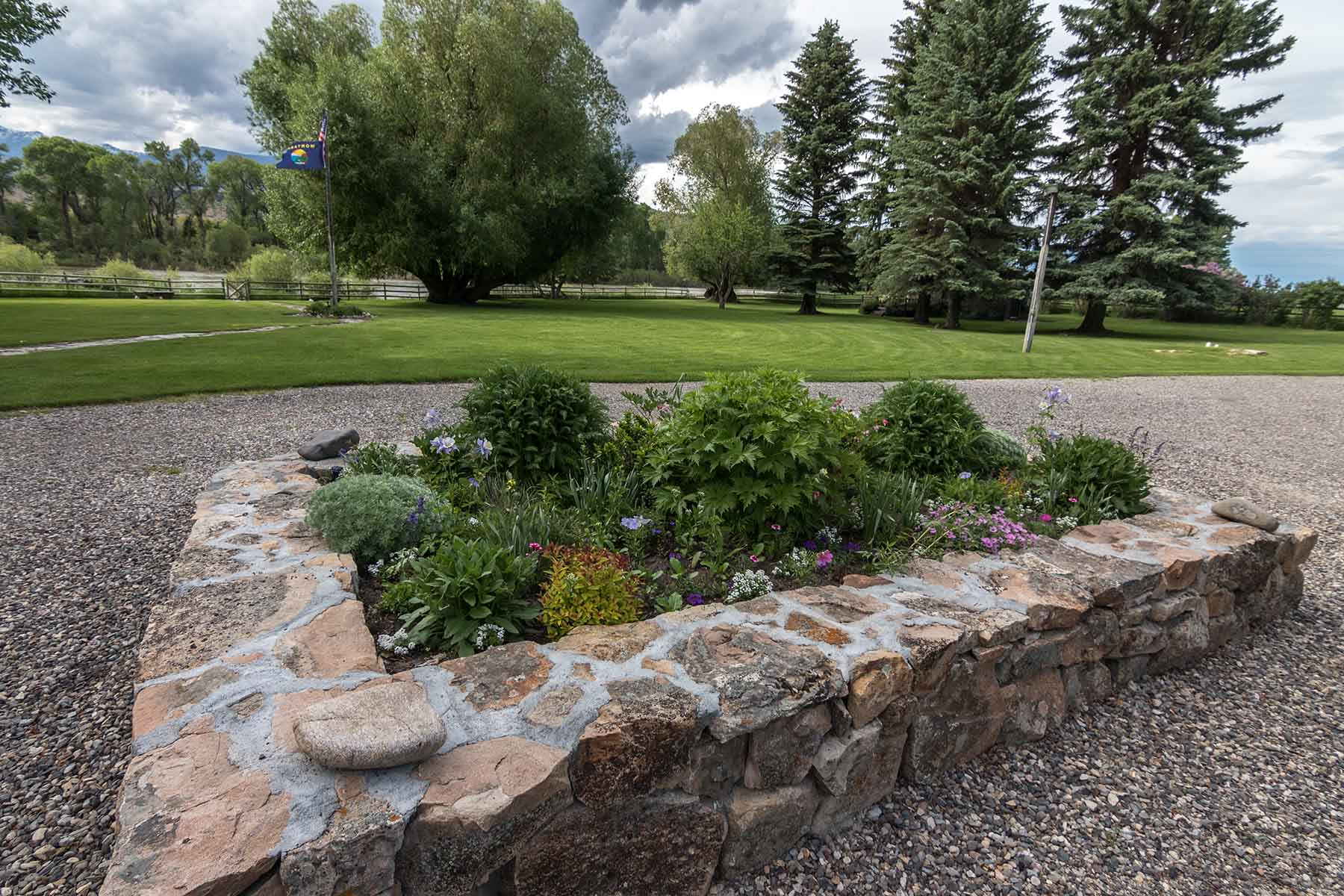 Riverhouse on the Yellowstone property picture 61 of 76