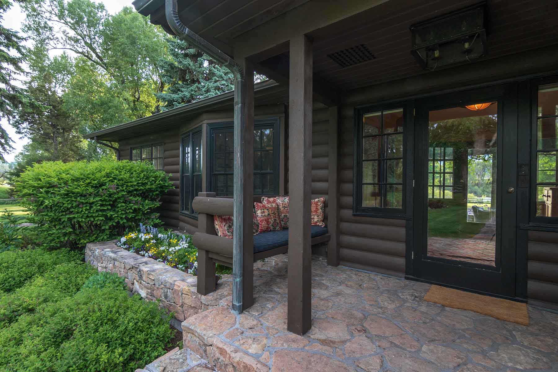 Riverhouse on the Yellowstone property picture 64 of 76