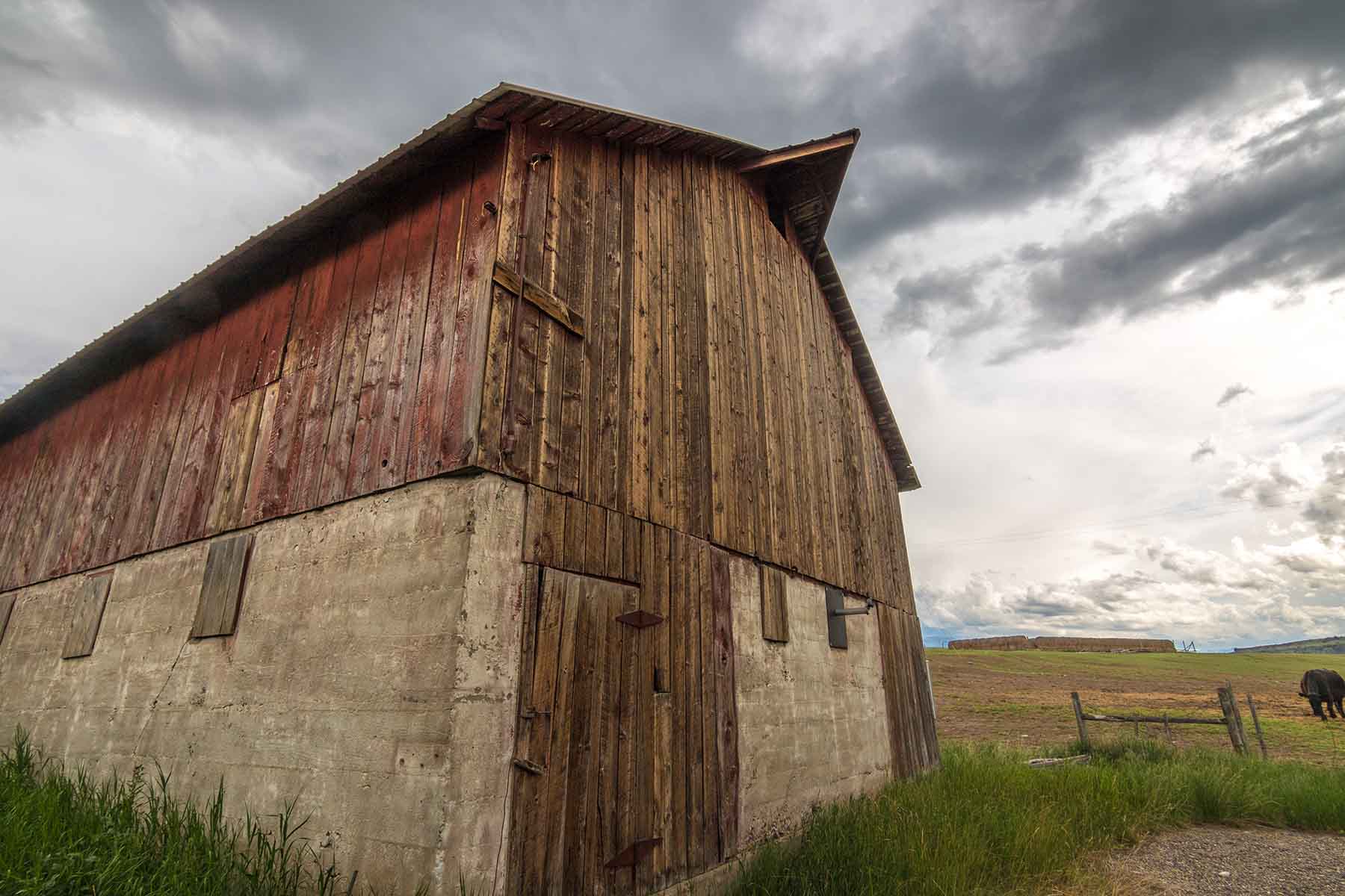 Riverhouse on the Yellowstone property picture 48 of 76