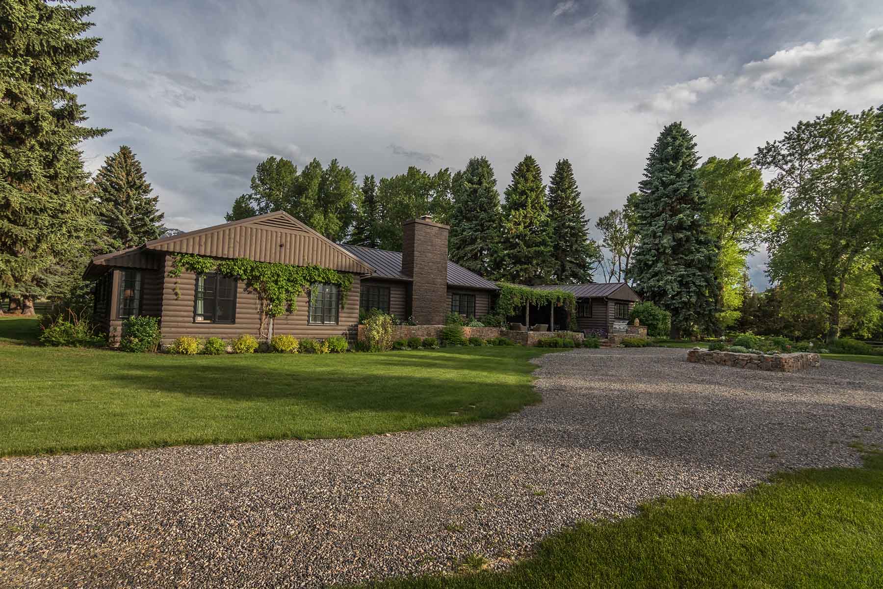 Riverhouse on the Yellowstone property picture 71 of 76