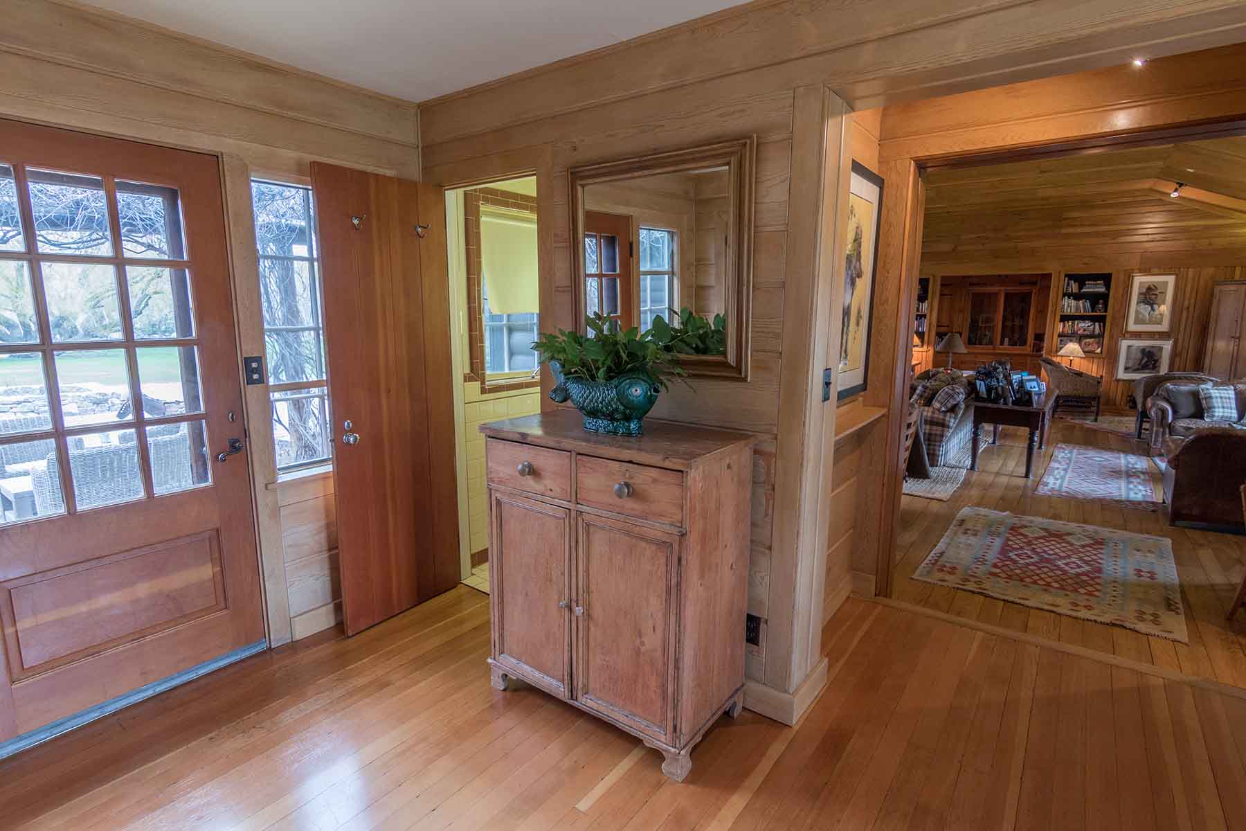 Riverhouse on the Yellowstone property picture 7 of 76