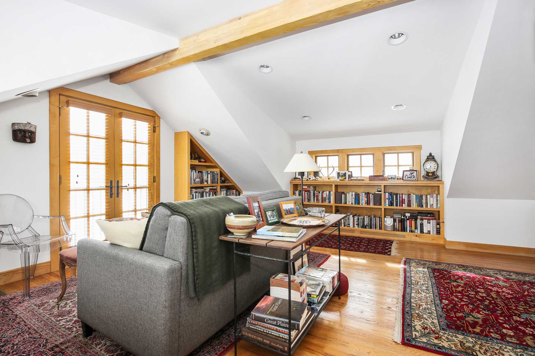 L Quarter Circle property picture 134 of 137