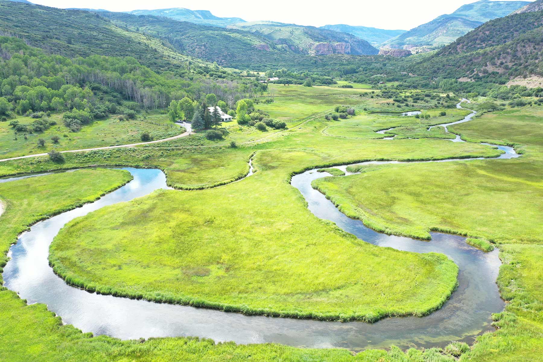 L Quarter Circle property picture 2 of 137