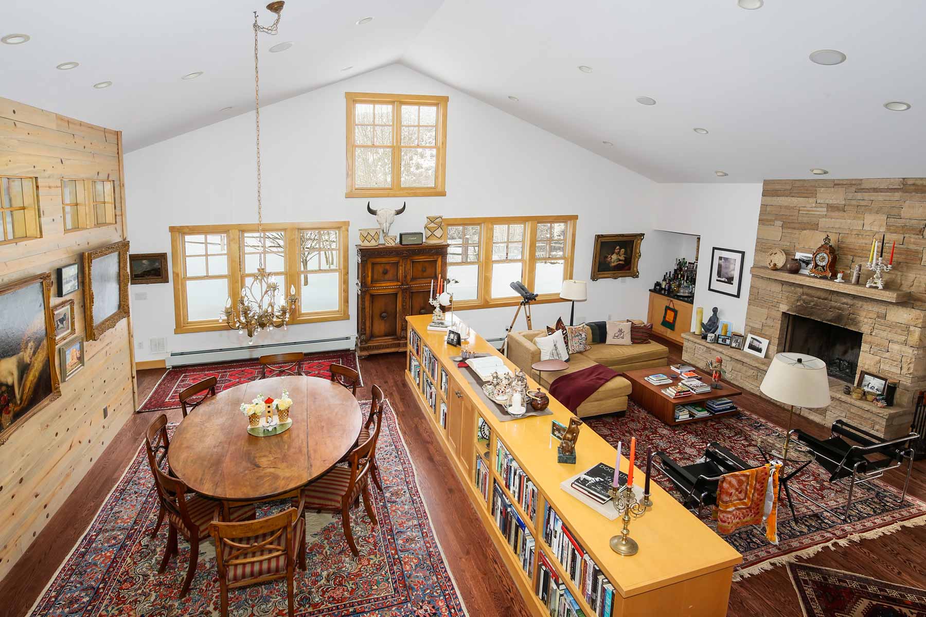 L Quarter Circle property picture 131 of 137