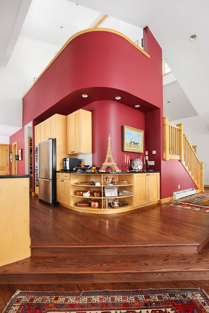 L Quarter Circle property picture 79 of 137