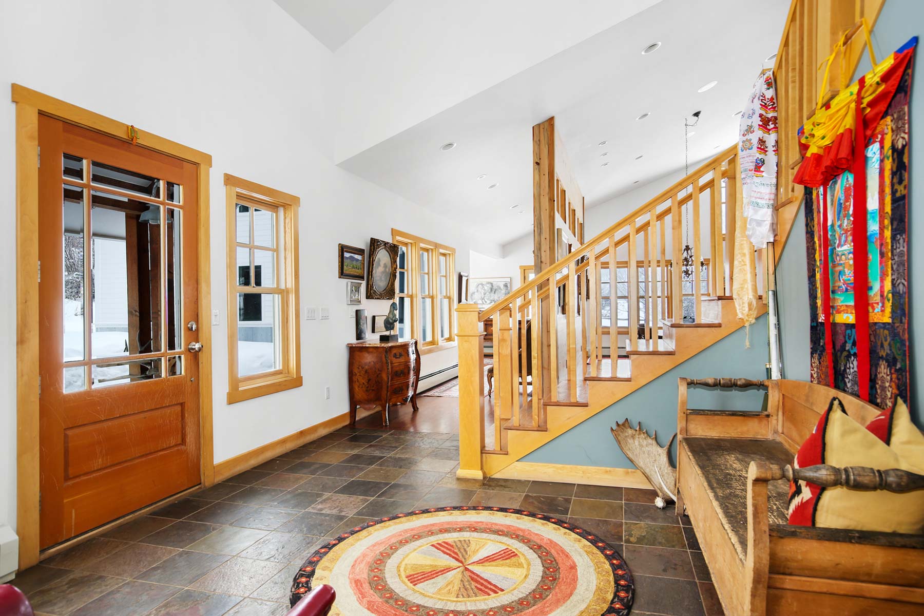 L Quarter Circle property picture 94 of 137