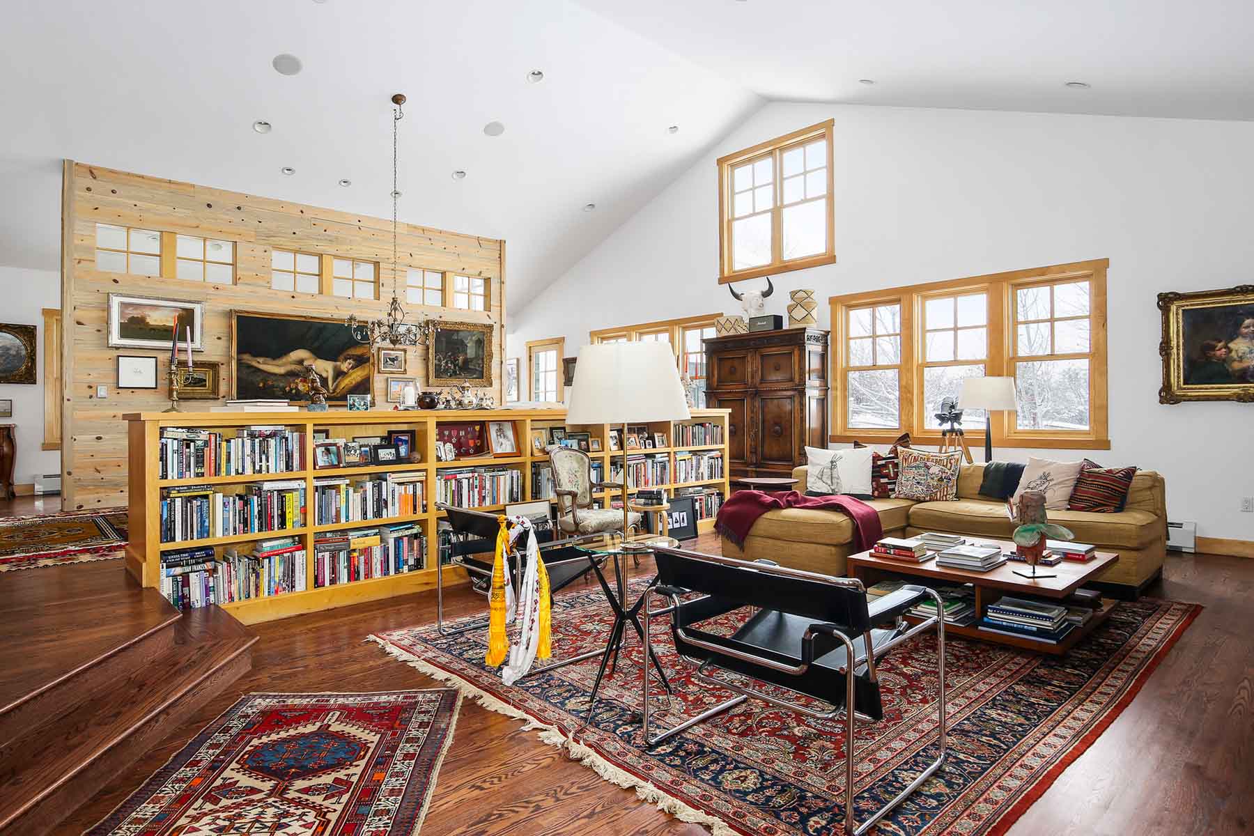 L Quarter Circle property picture 110 of 137