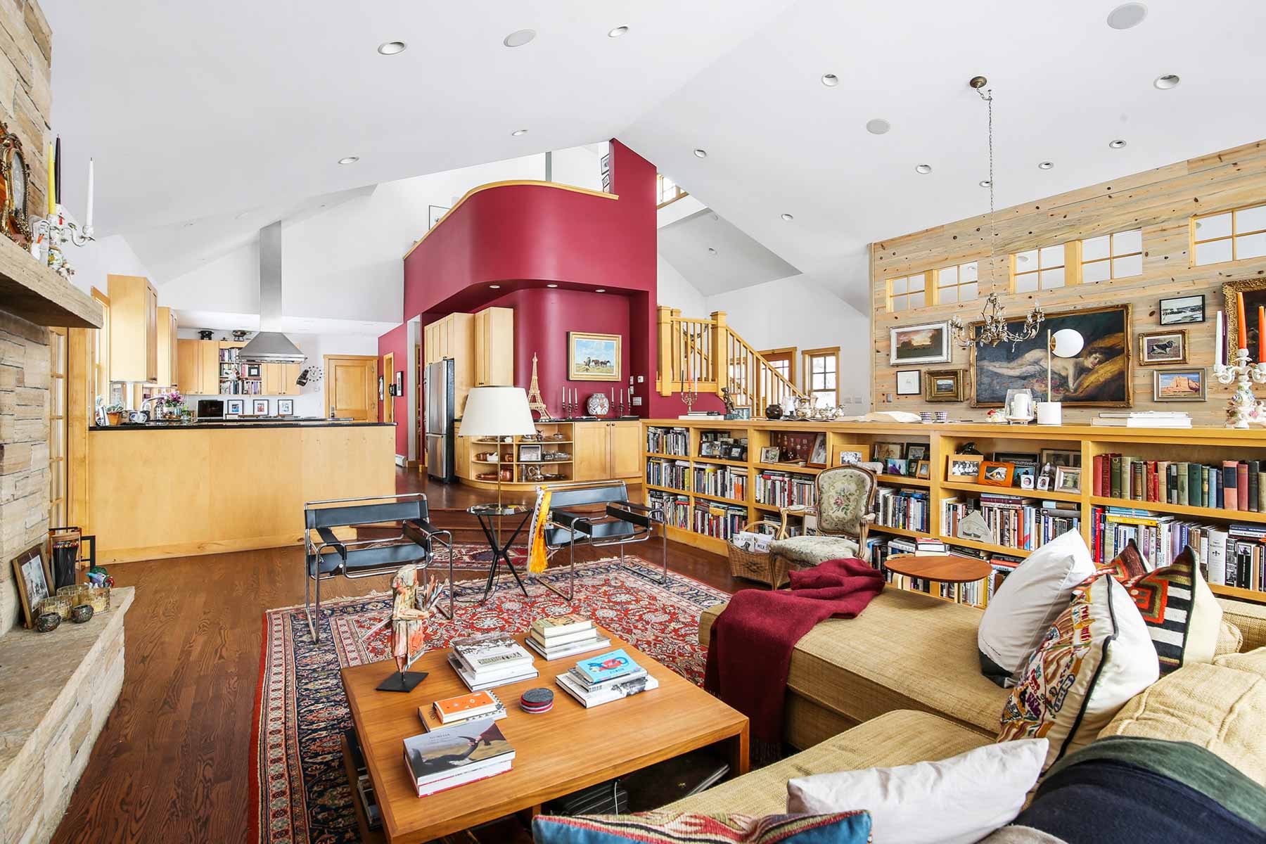 L Quarter Circle property picture 112 of 137