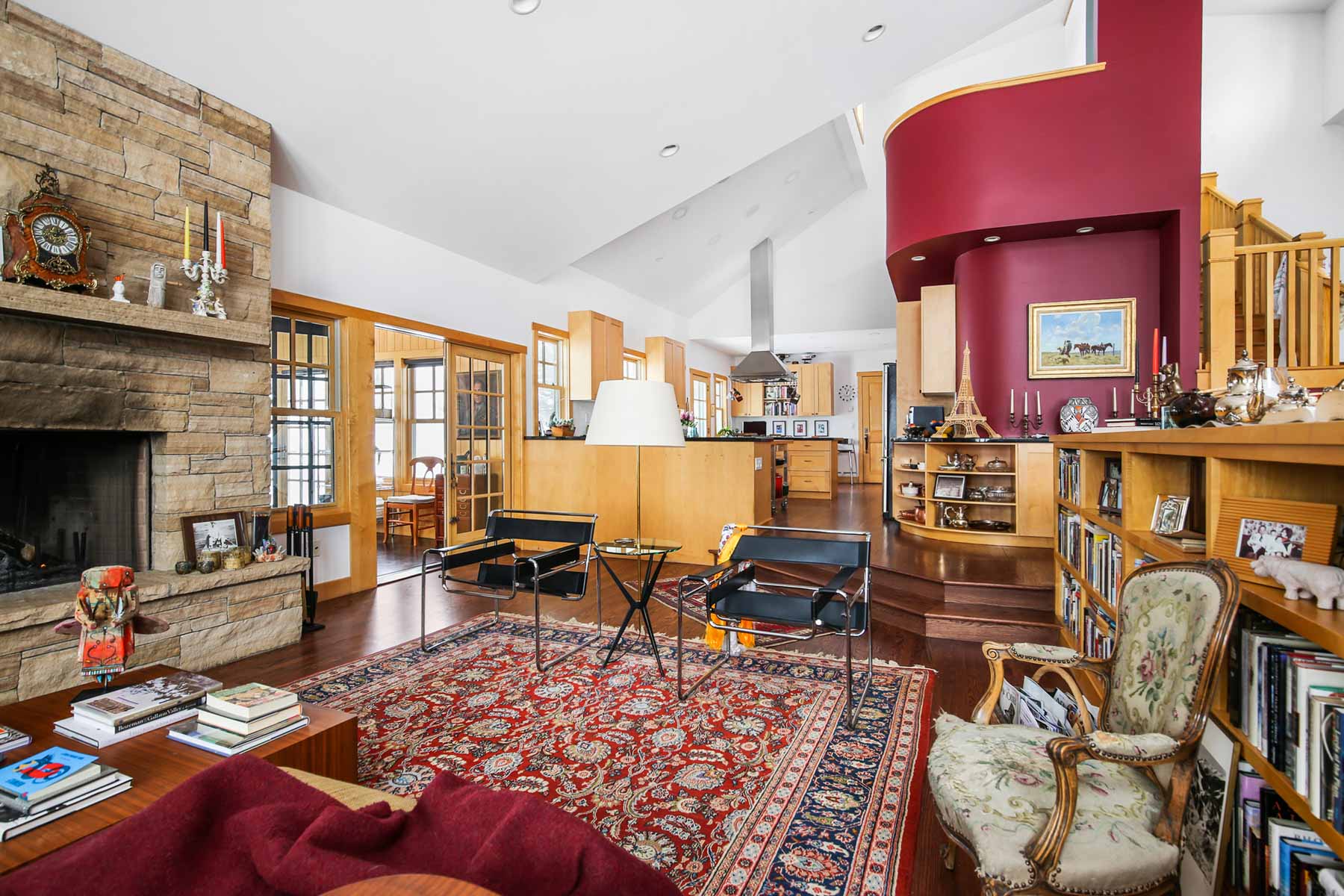 L Quarter Circle property picture 115 of 137