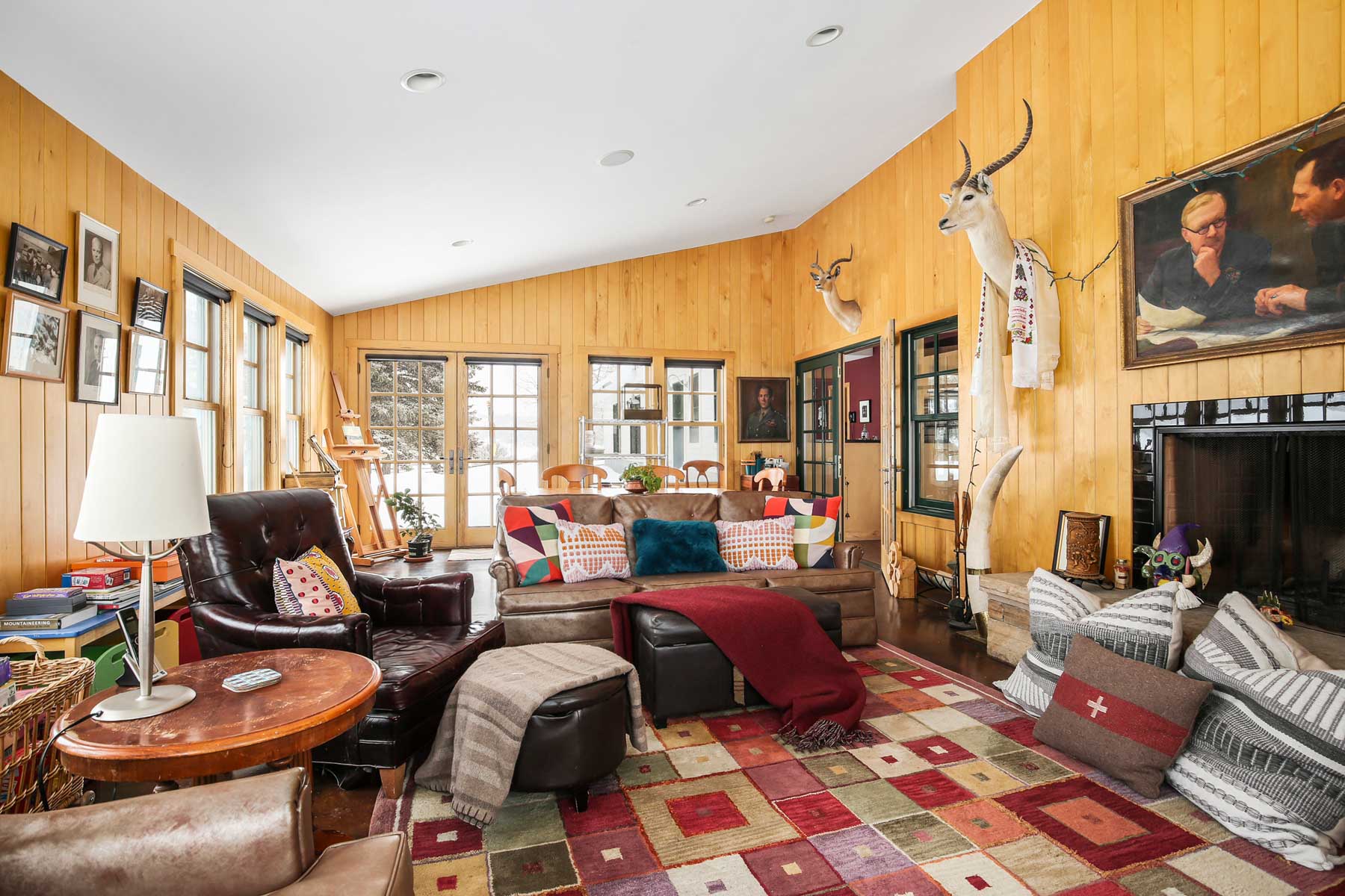 L Quarter Circle property picture 118 of 137