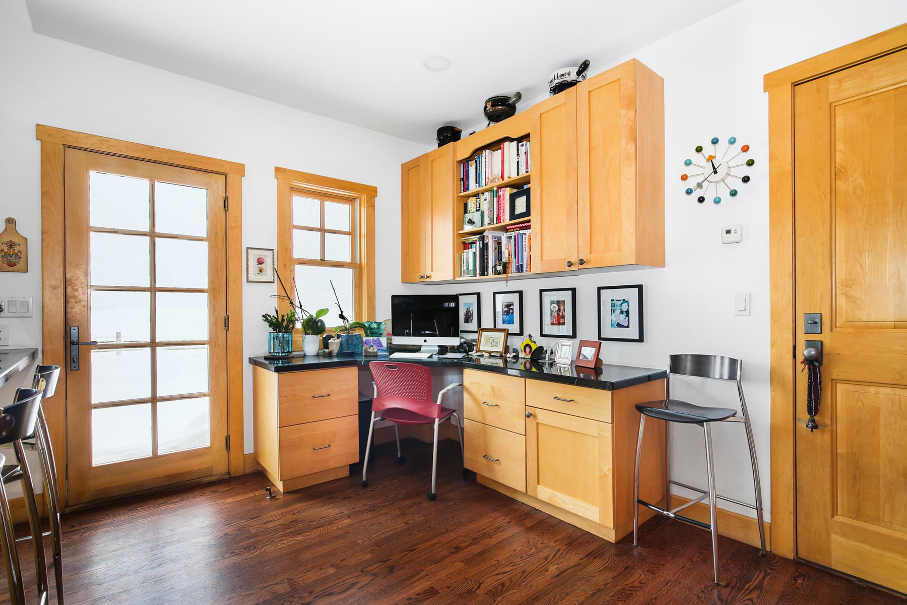 L Quarter Circle property picture 72 of 137