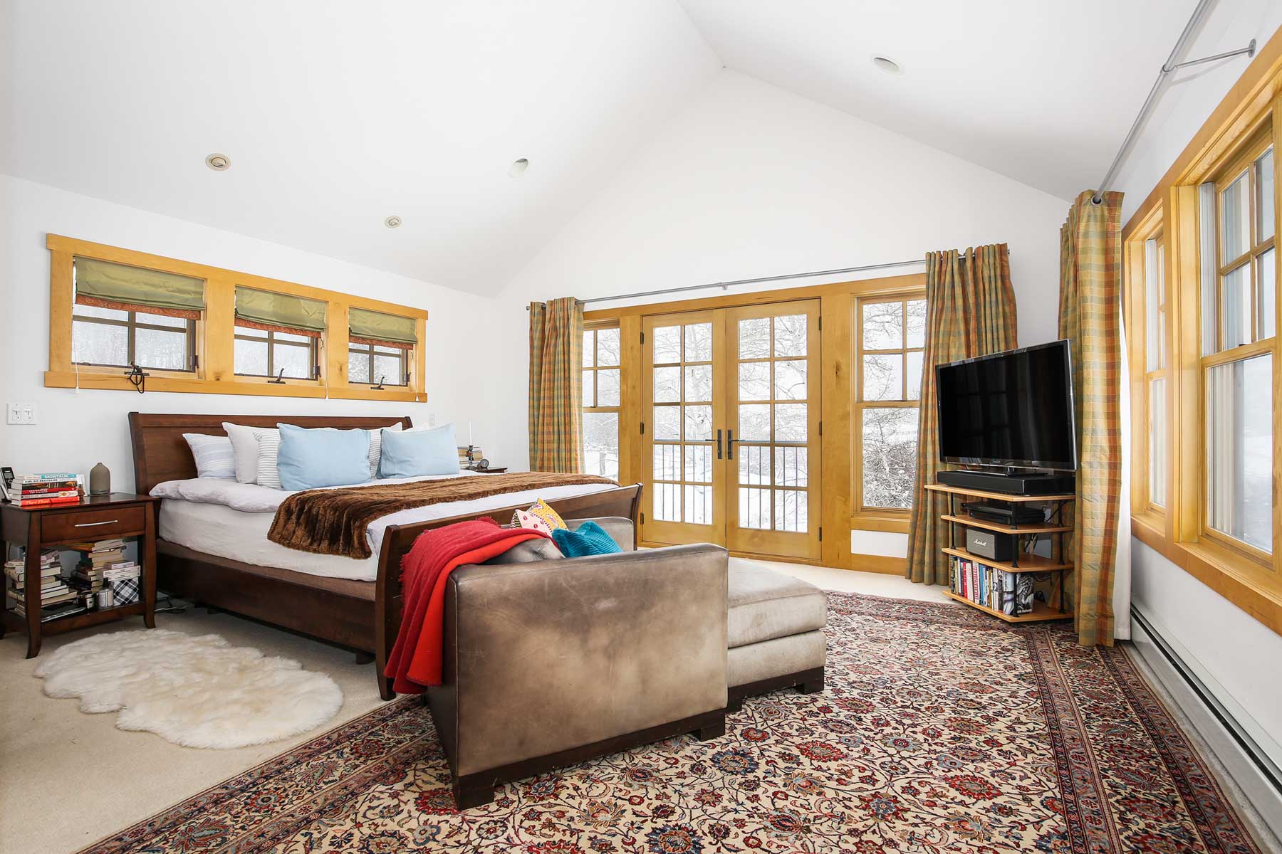 L Quarter Circle property picture 127 of 137