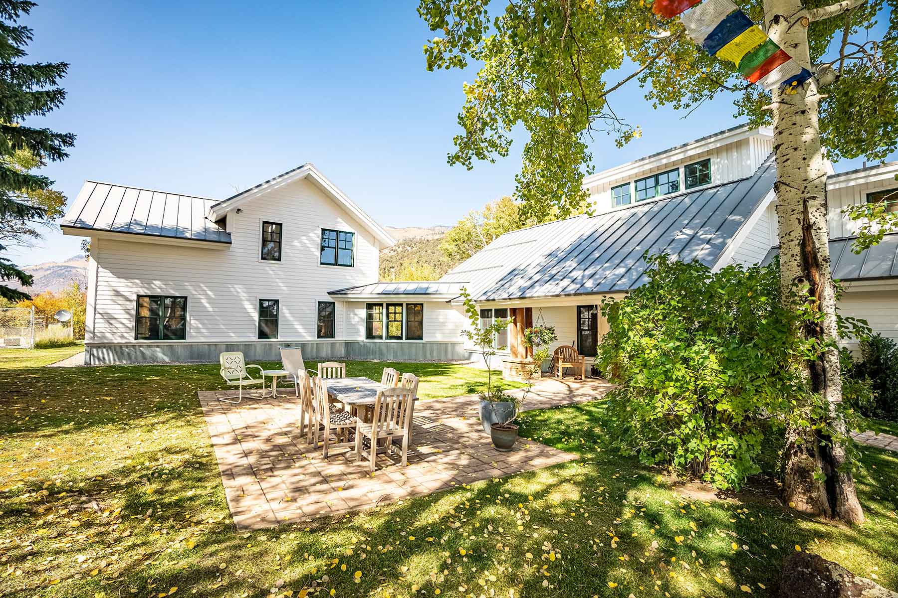 L Quarter Circle property picture 30 of 137