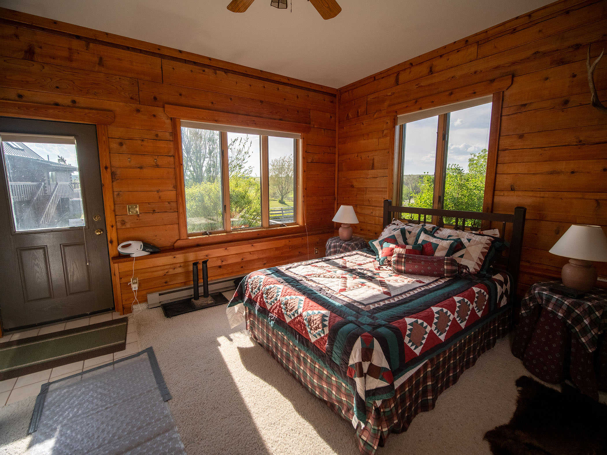 Musselshell River Breaks Ranch Hall and Hall