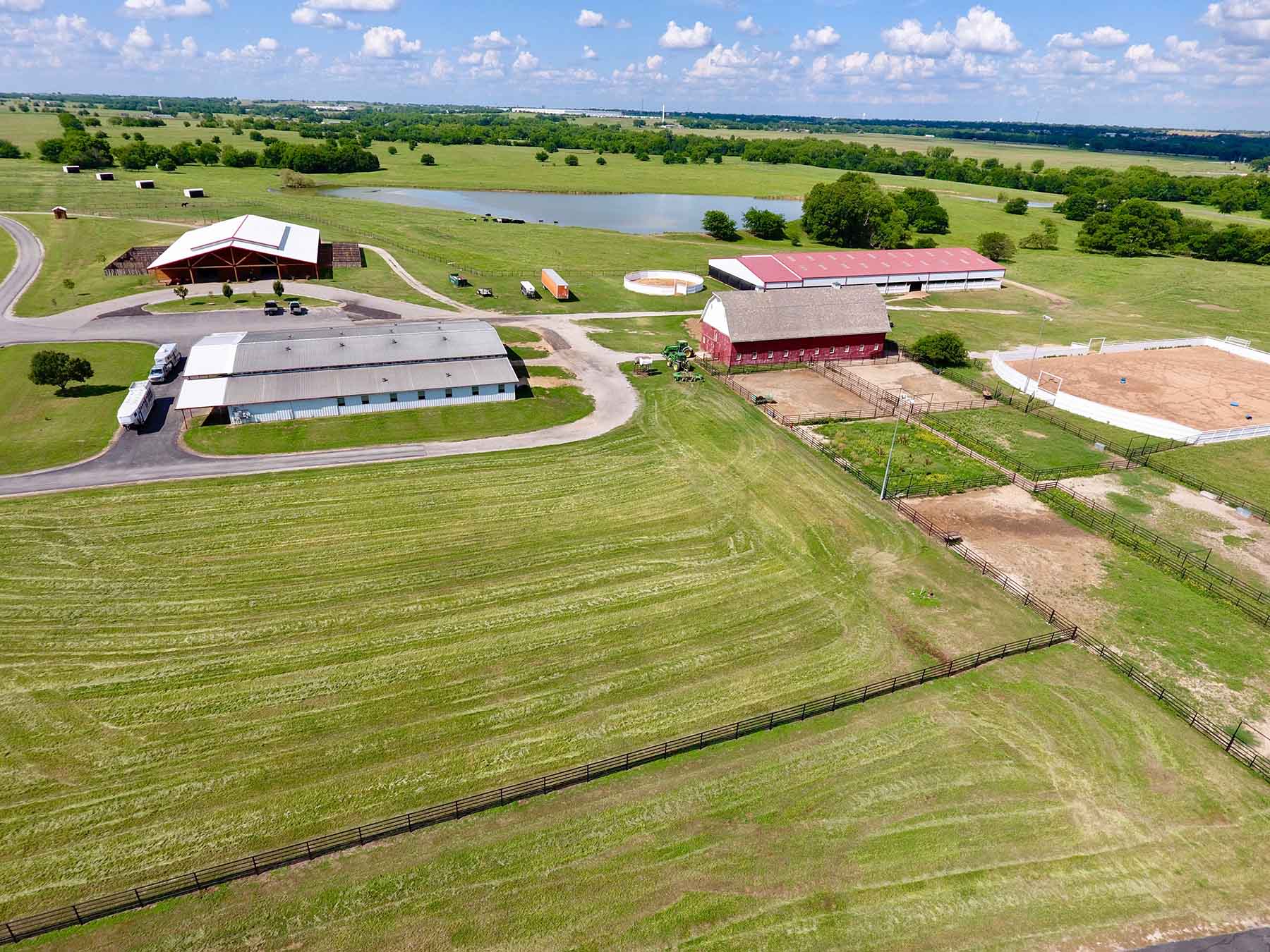 Whitmire Ranch property picture 3 of 108