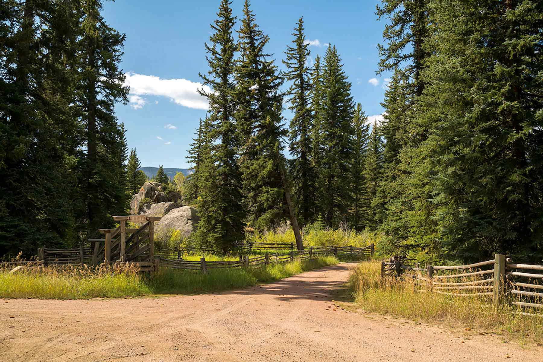 4F Ranch property picture 6 of 42