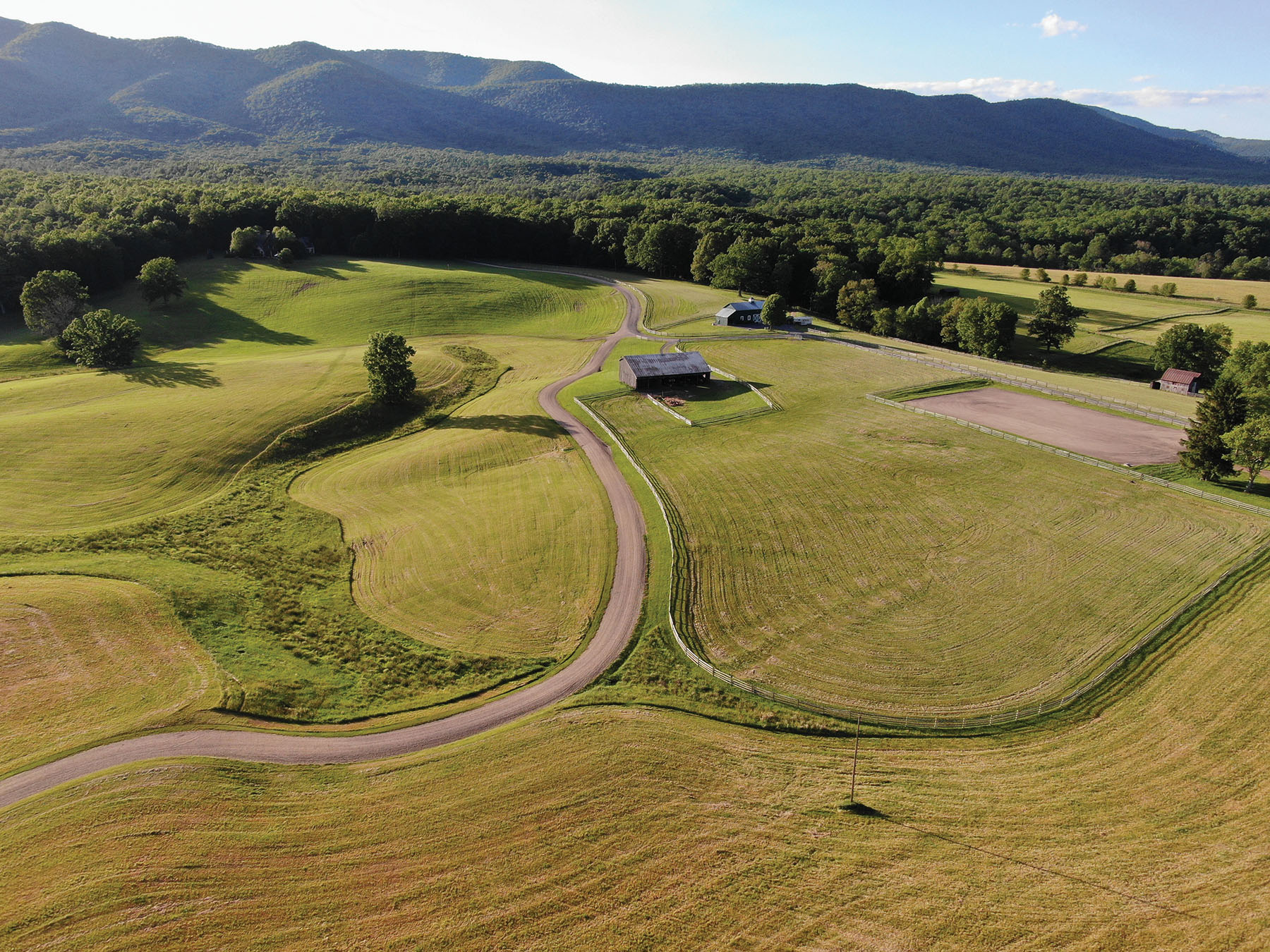 Cloverdale Farm Sold Virginia Hall and Hall