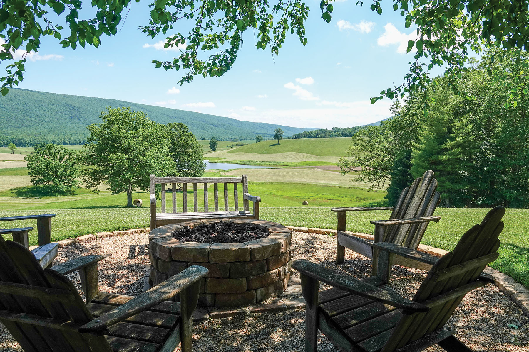 Cloverdale Farm Sold Virginia Hall and Hall