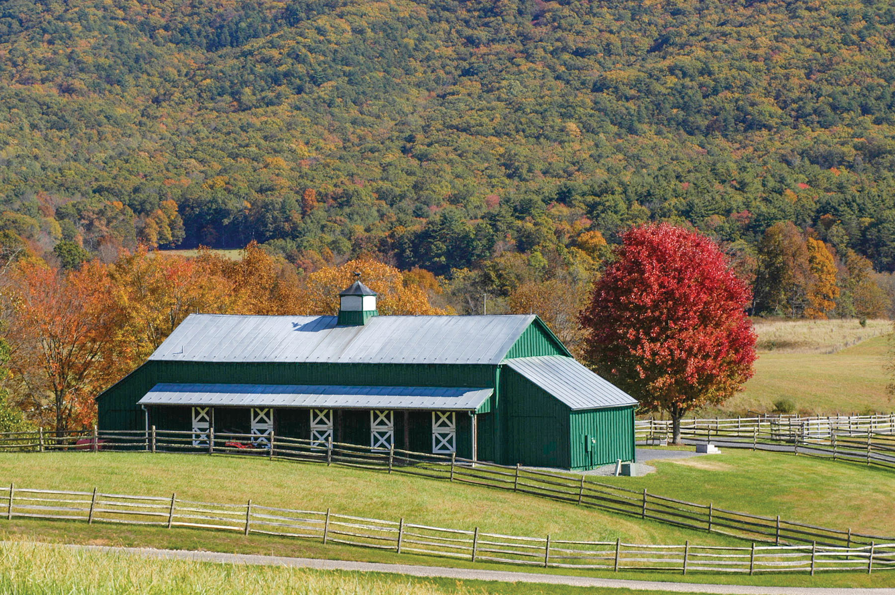 Cloverdale Farm Sold Virginia Hall and Hall
