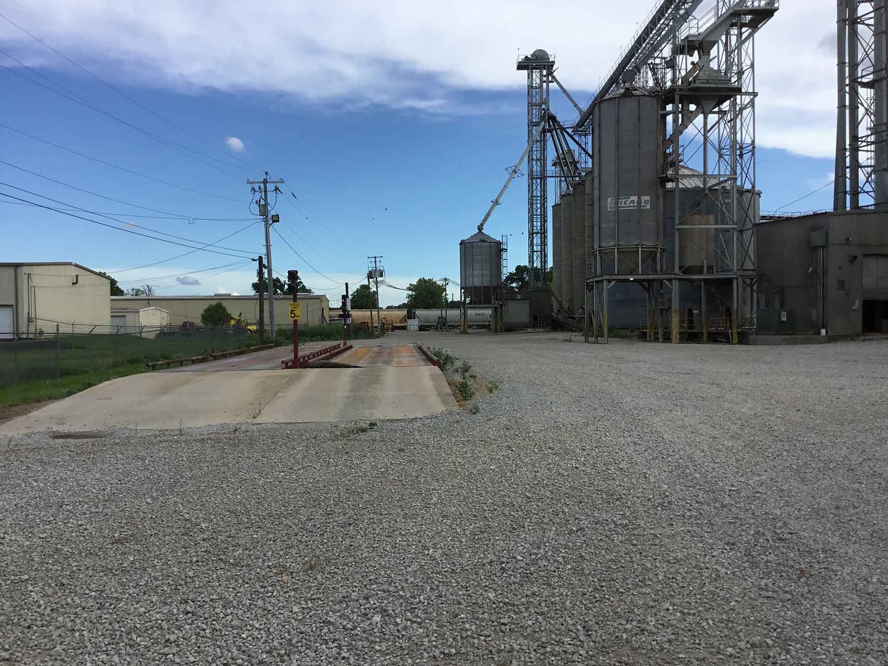 Dyersburg Elevator Co property picture 4 of 42