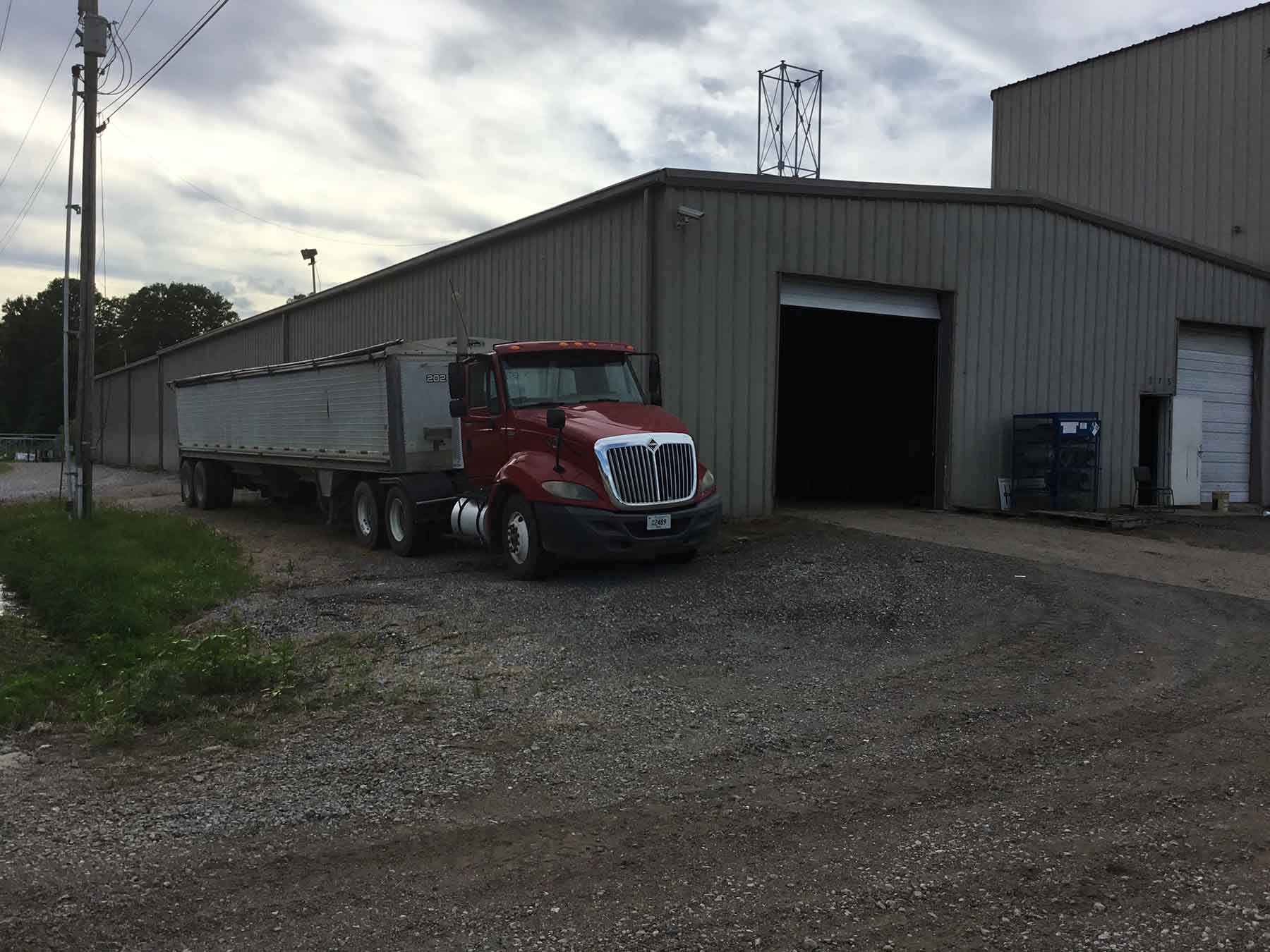 Dyersburg Elevator Co property picture 9 of 42