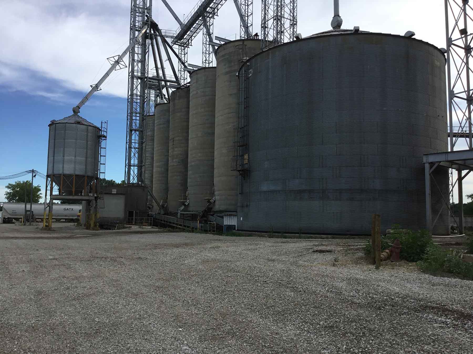 Dyersburg Elevator Co property picture 7 of 42