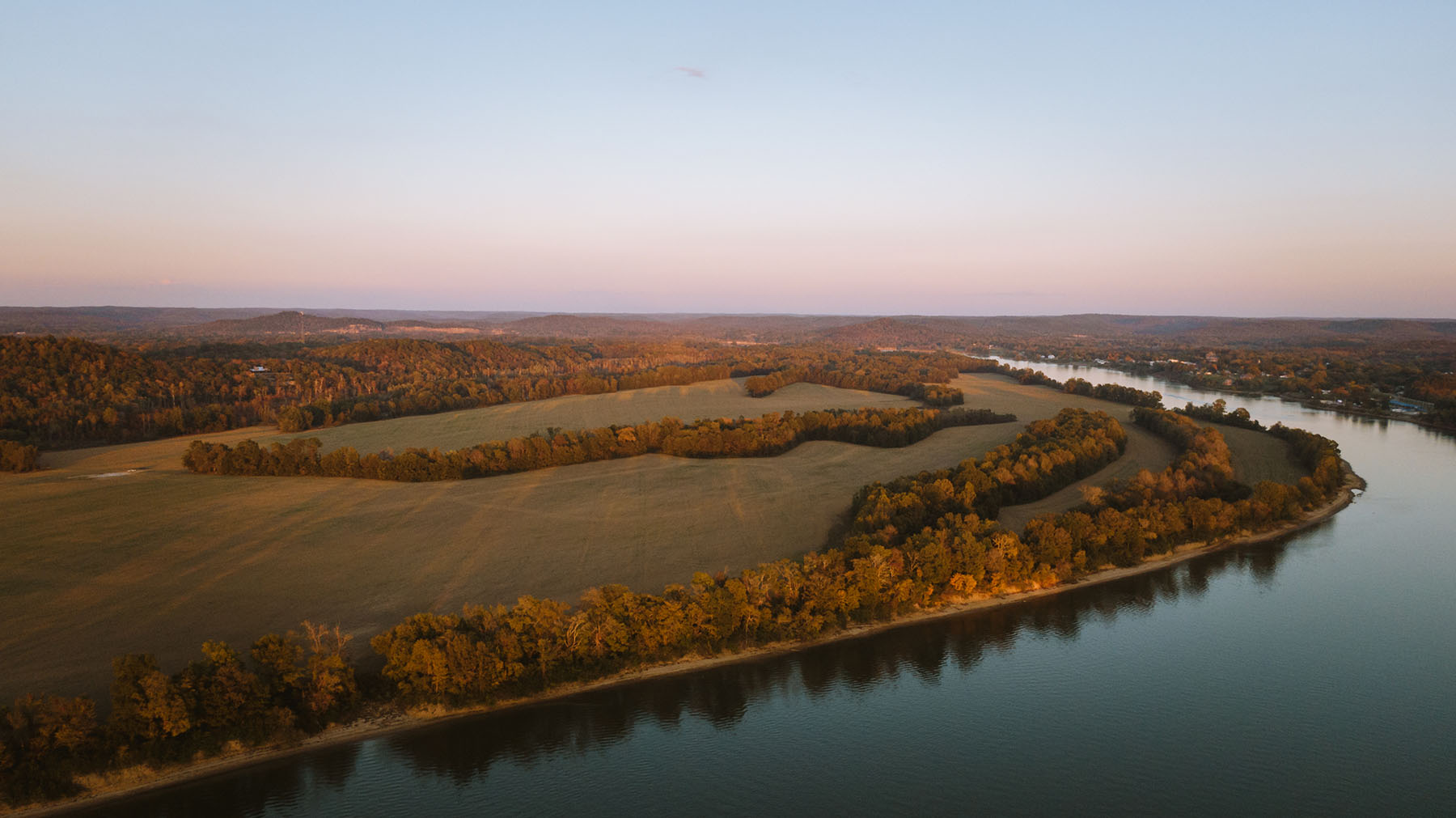 Clifton Bend property picture 4 of 56