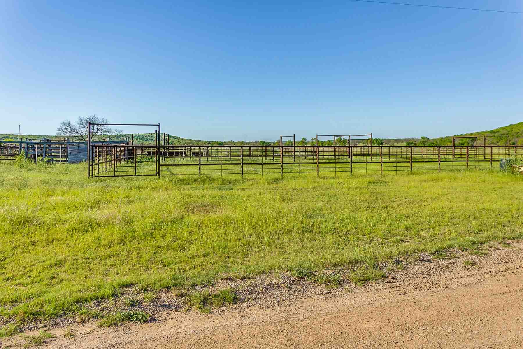Tecumseh Ranch Hall and Hall
