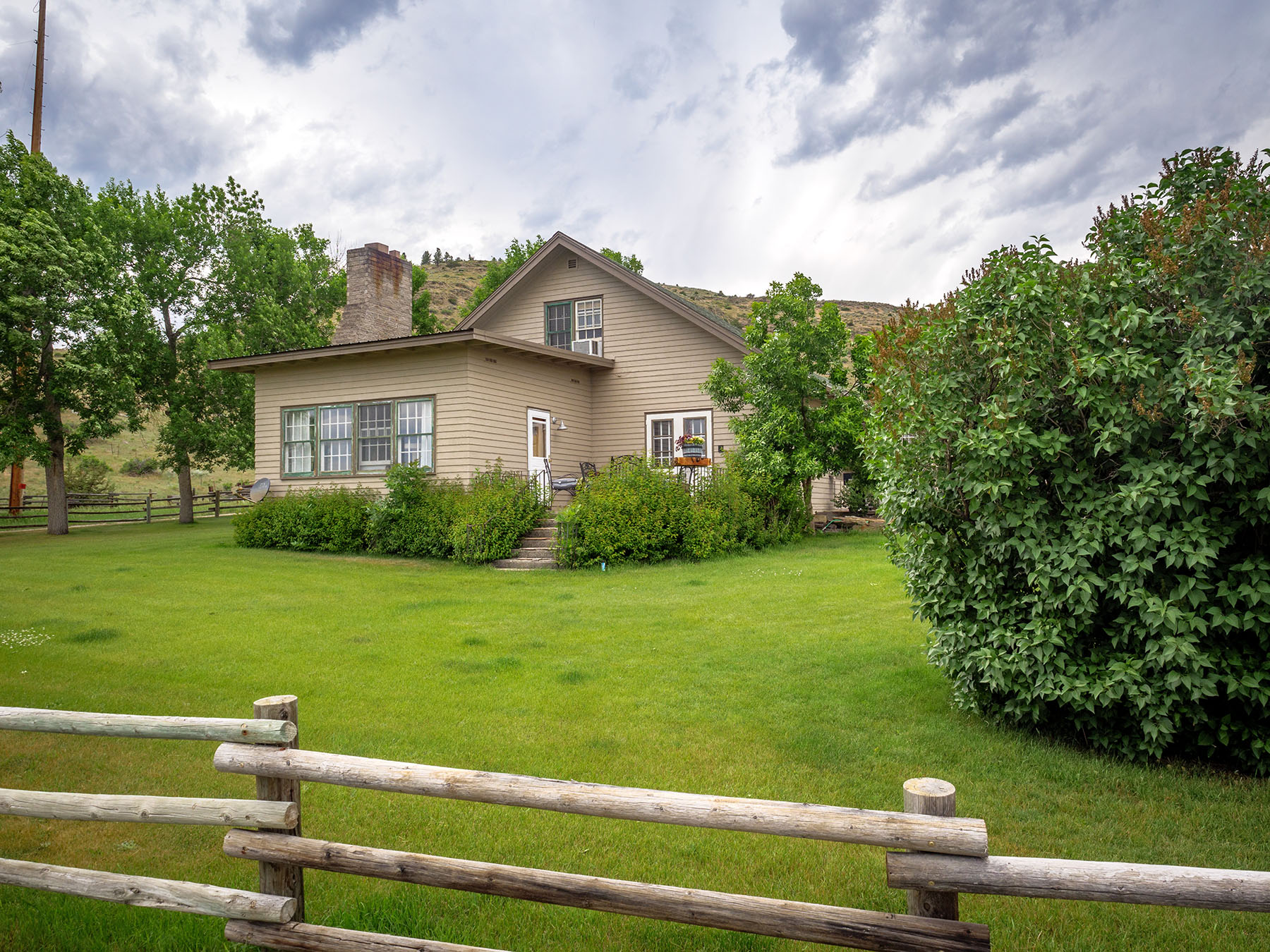 Stillwater River Wedding Ranch Hall and Hall
