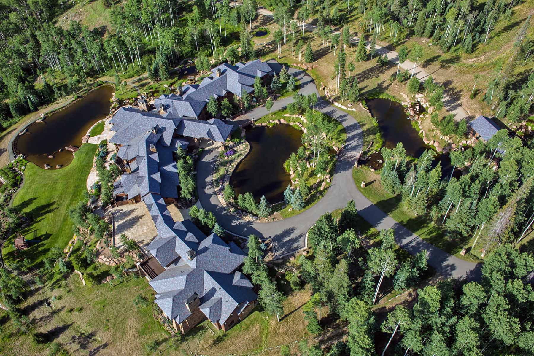 Aspen Grove Ranch Sold Colorado Hall and Hall