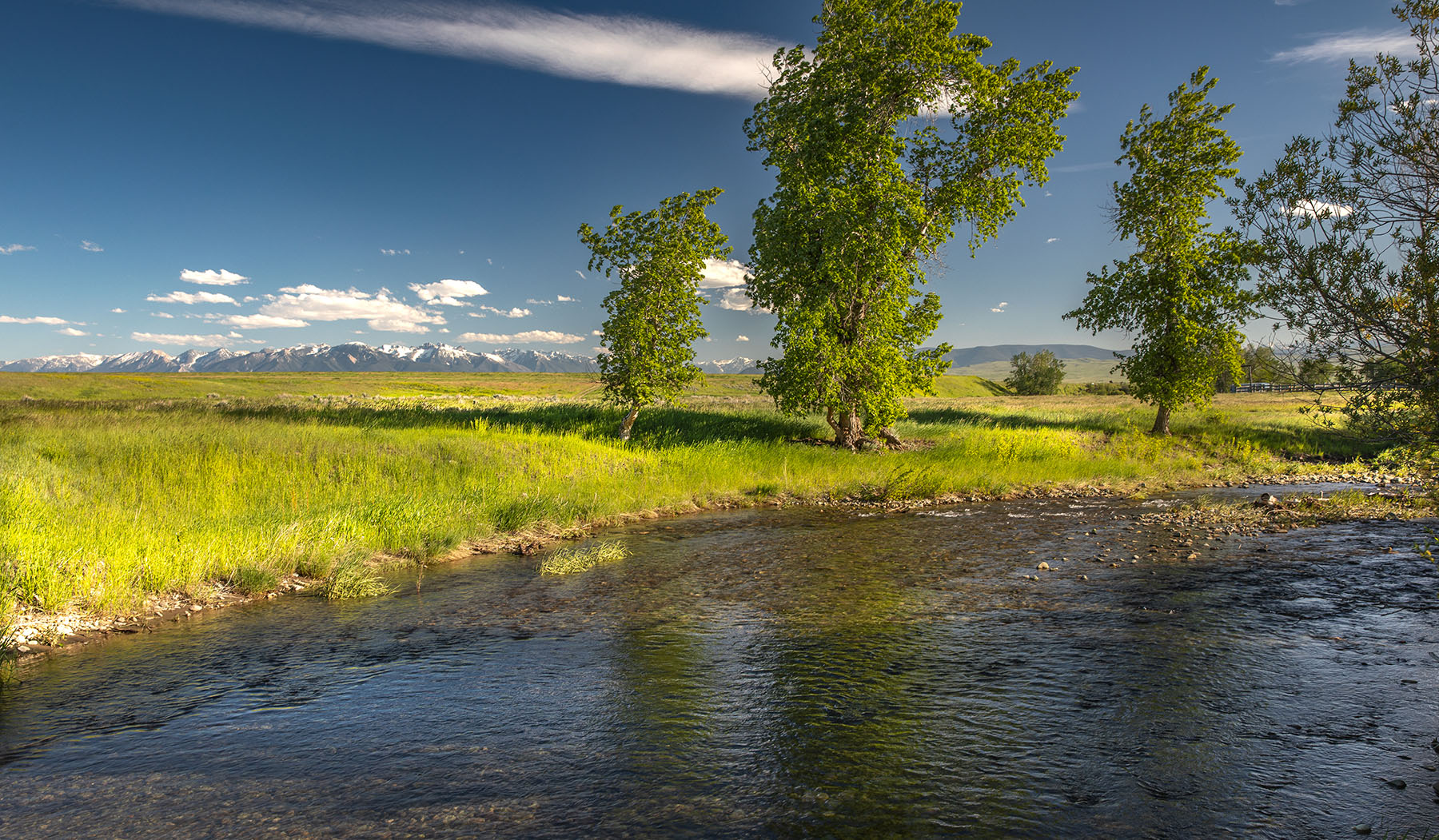 Crazy Mountain Retreat Hall and Hall