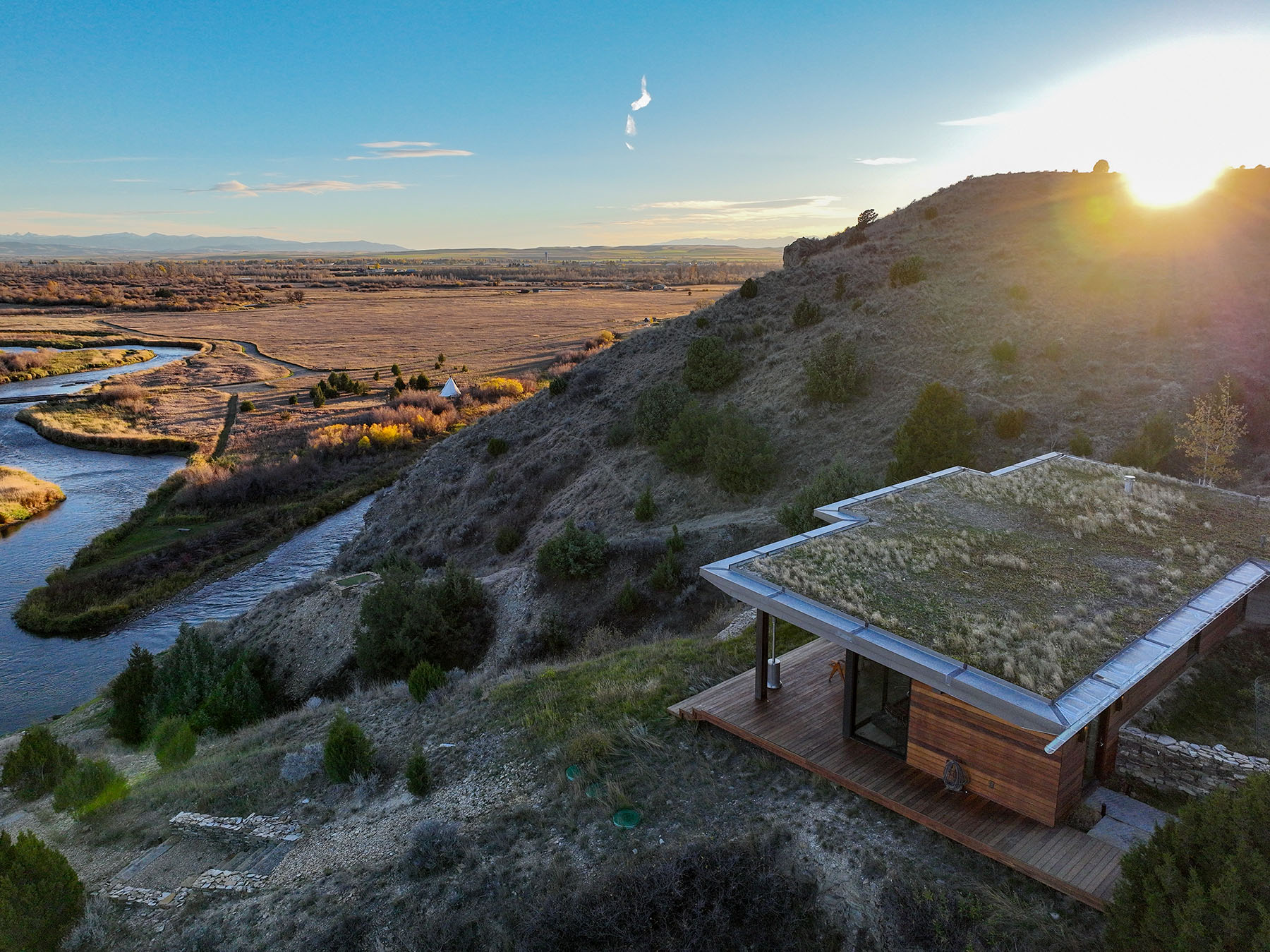 Gallatin Crosswaters Estate property picture 3 of 85