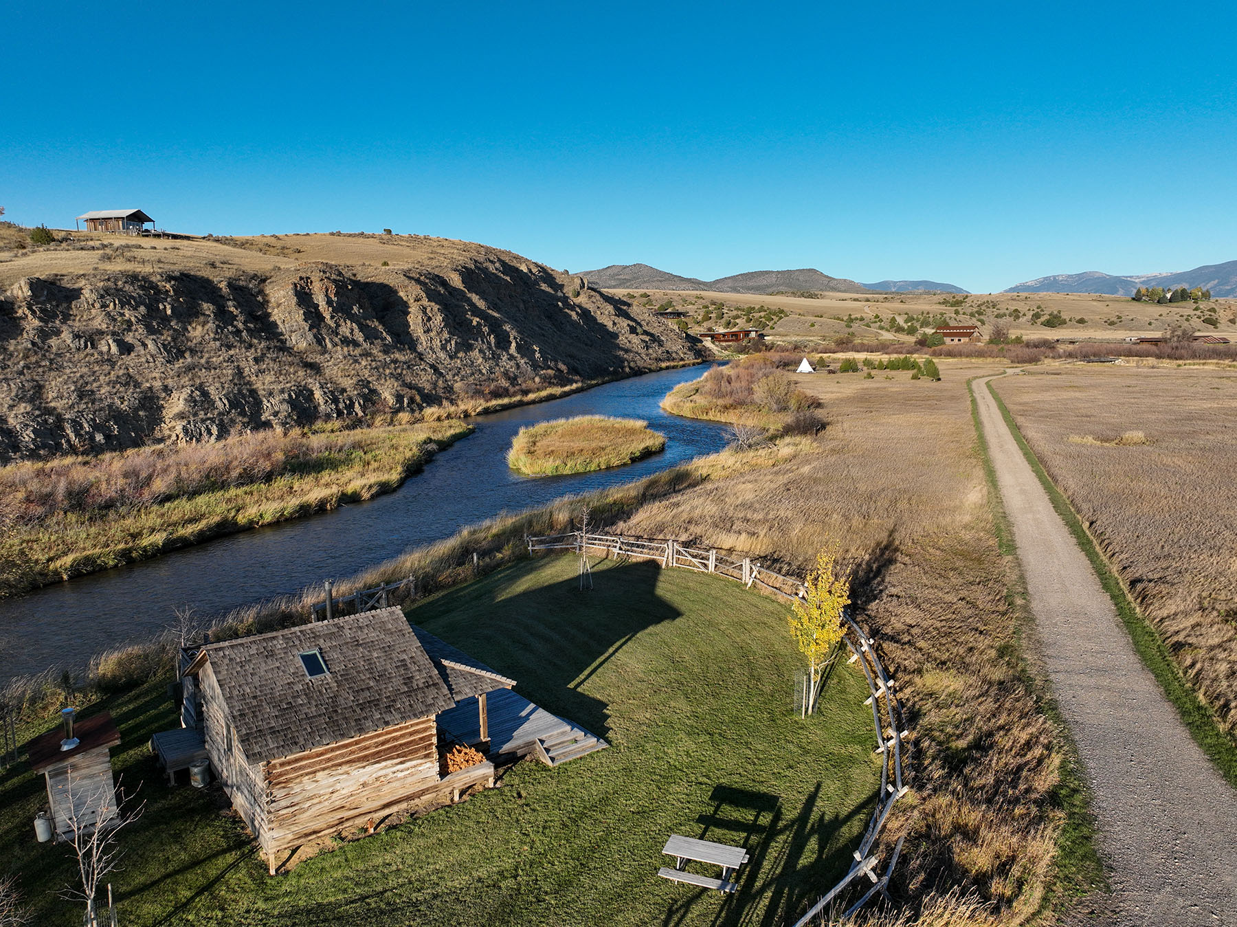 Gallatin Crosswaters Estate property picture 4 of 85