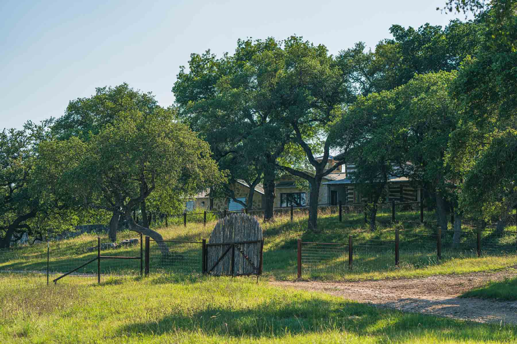 Circle S Estate property picture 34 of 79