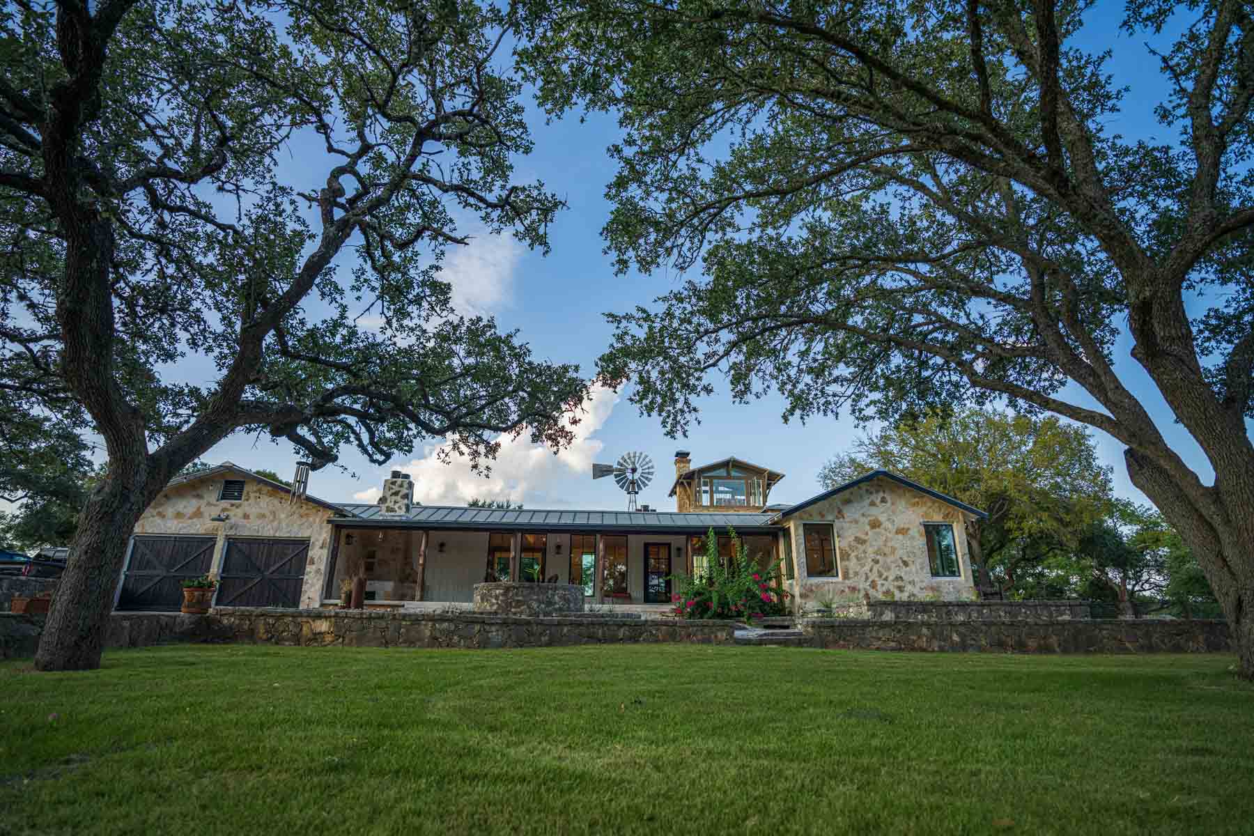 Circle S Estate property picture 5 of 79