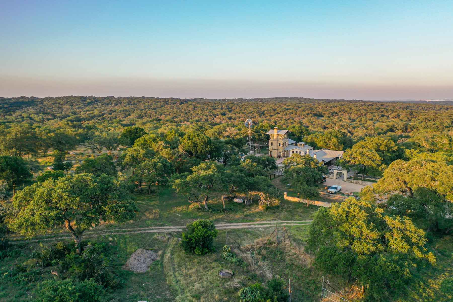 Circle S Estate property picture 18 of 79