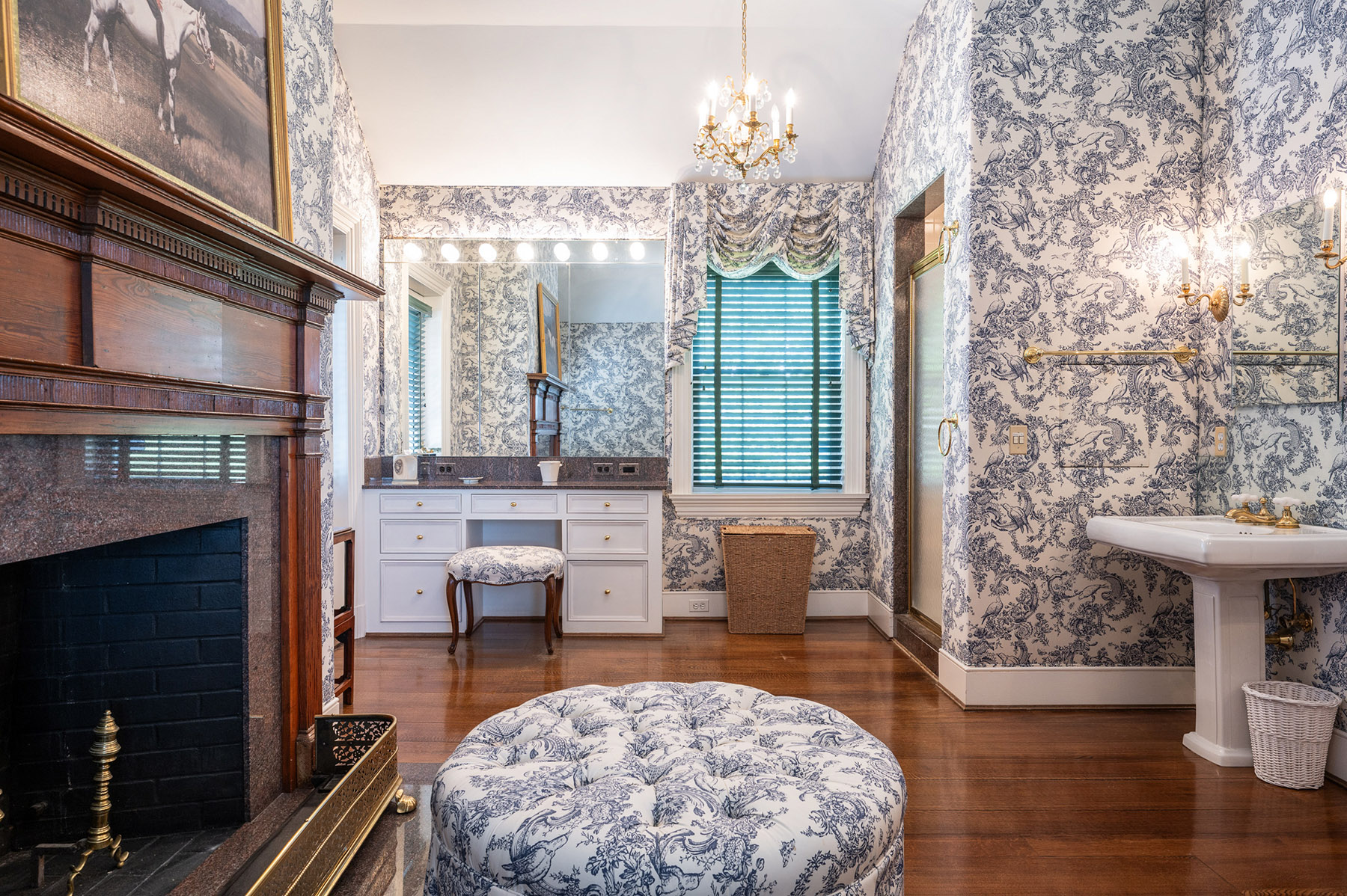 Llangollen property picture 37 of 98