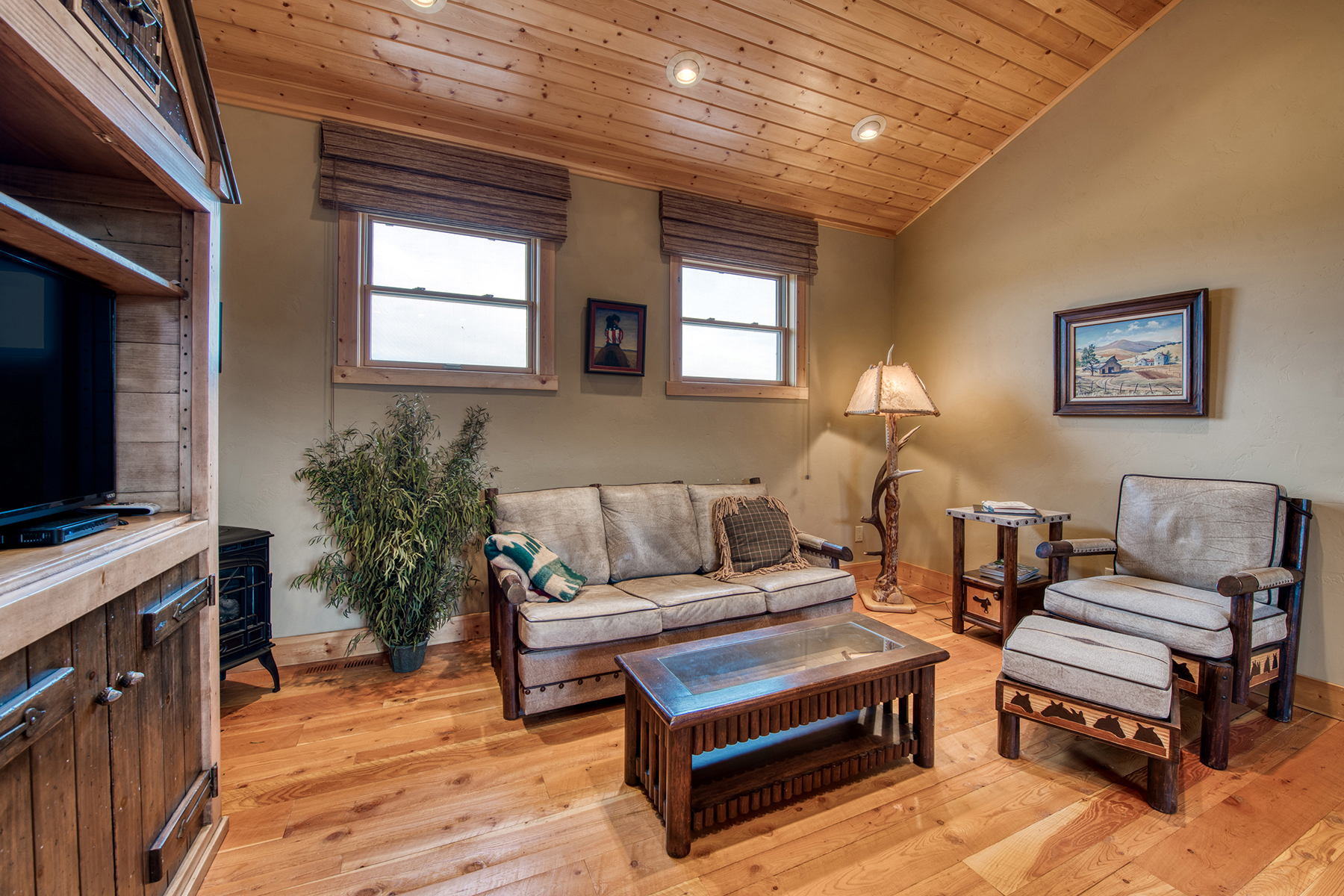 Two Feathers Ranch property picture 61 of 89