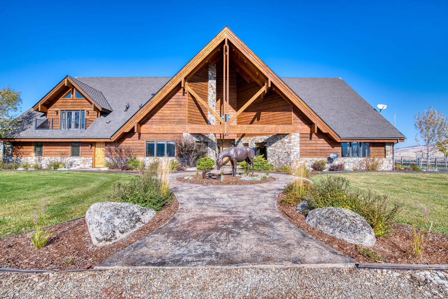 Two Feathers Ranch property picture 14 of 89